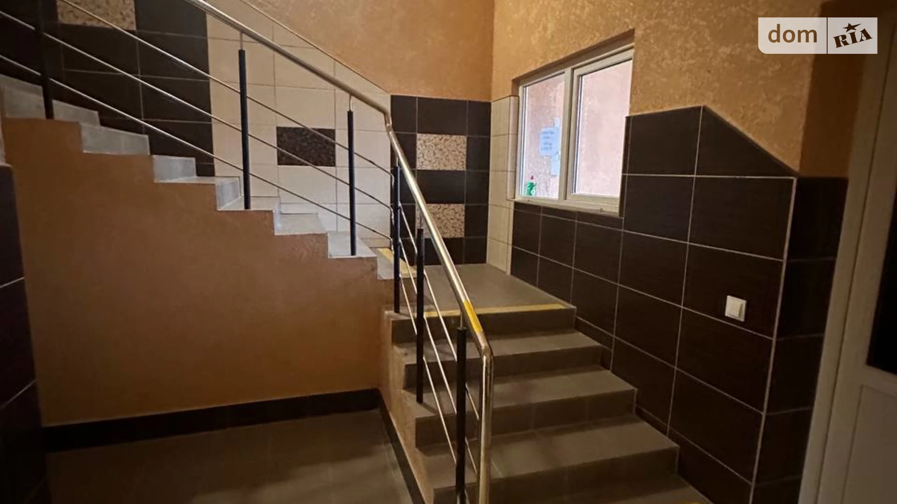 Продается 2-комнатная квартира 76 кв. м в Хмельницком, пер. Франко Ивана, 8/1 - фото 2
