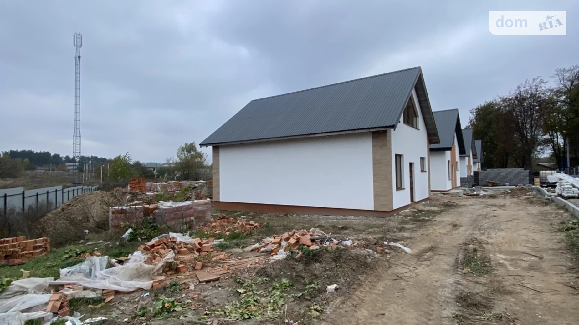 Продается дом на 2 этажа 121.5 кв. м с участком, цена: 70000 $ - фото 2