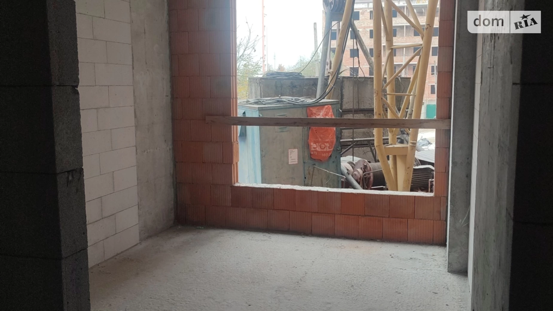 Продается 2-комнатная квартира 55 кв. м в Ивано-Франковске, ул. Троллейбусная, 10 - фото 3