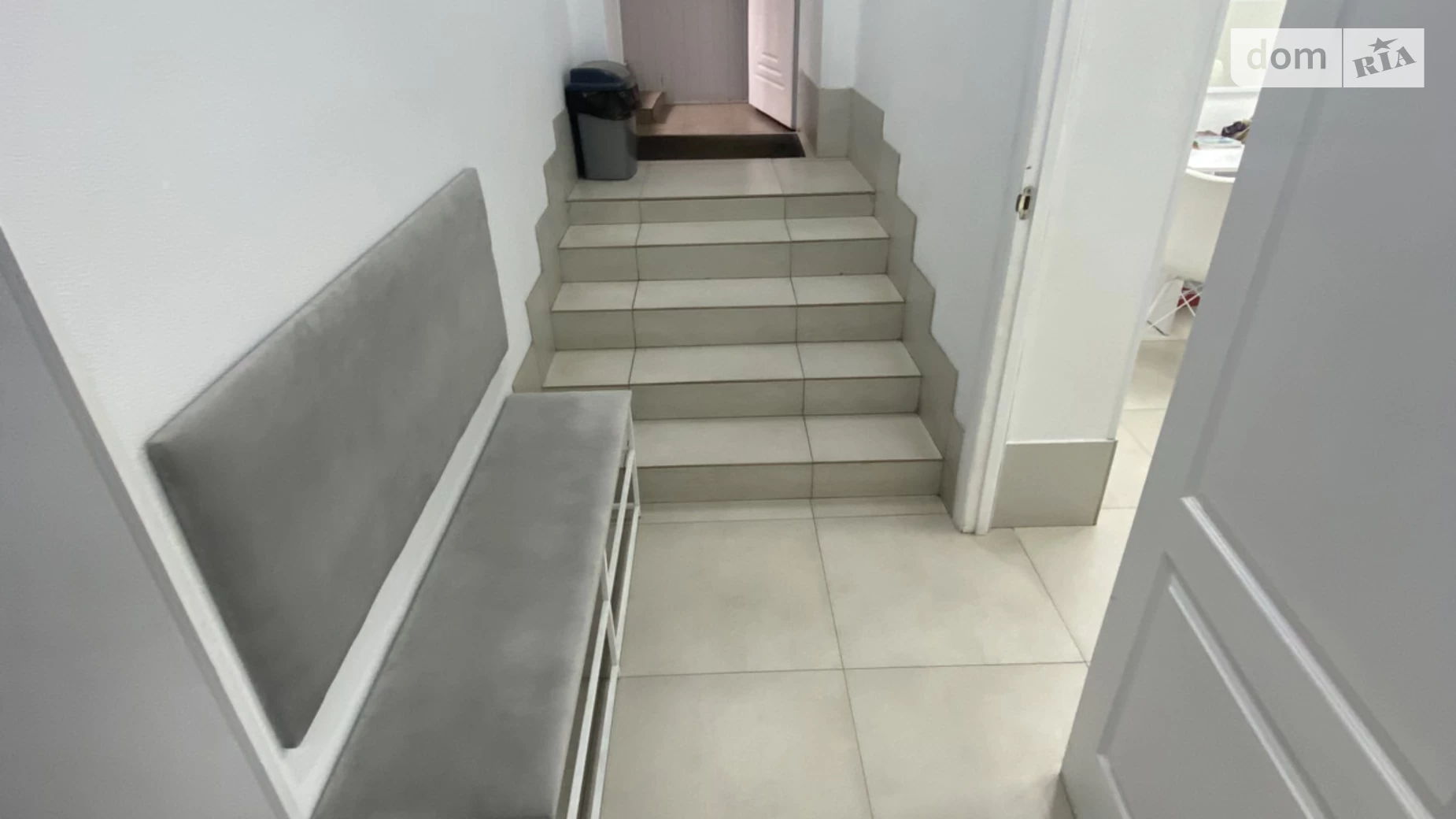 Продается офис 46.5 кв. м в бизнес-центре, цена: 49000 $ - фото 2
