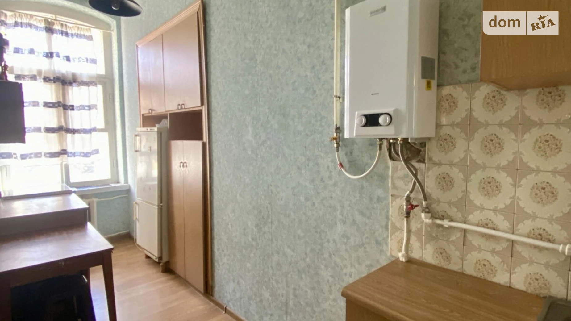 Продается 2-комнатная квартира 41 кв. м в Ровно, ул. Дубенская БОС, 9 - фото 2