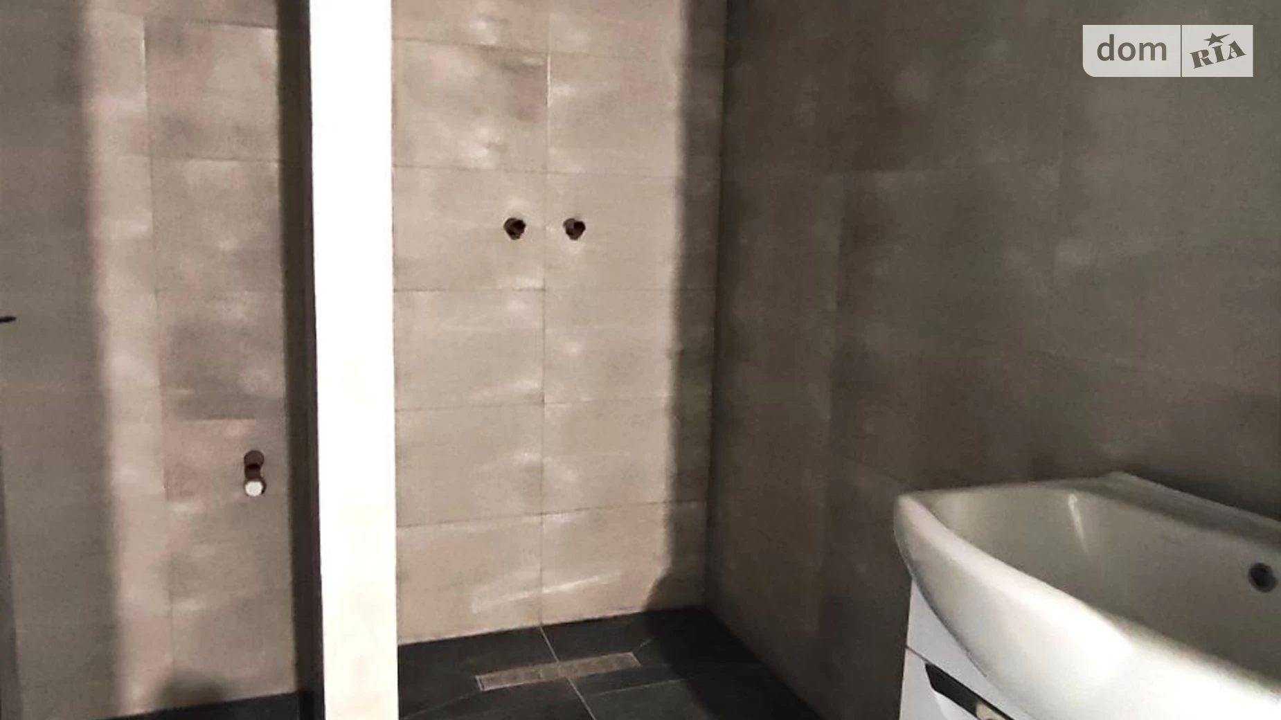 Продается 1-комнатная квартира 41.1 кв. м в Чернигове, ул. Курсанта Еськова, 26А - фото 2