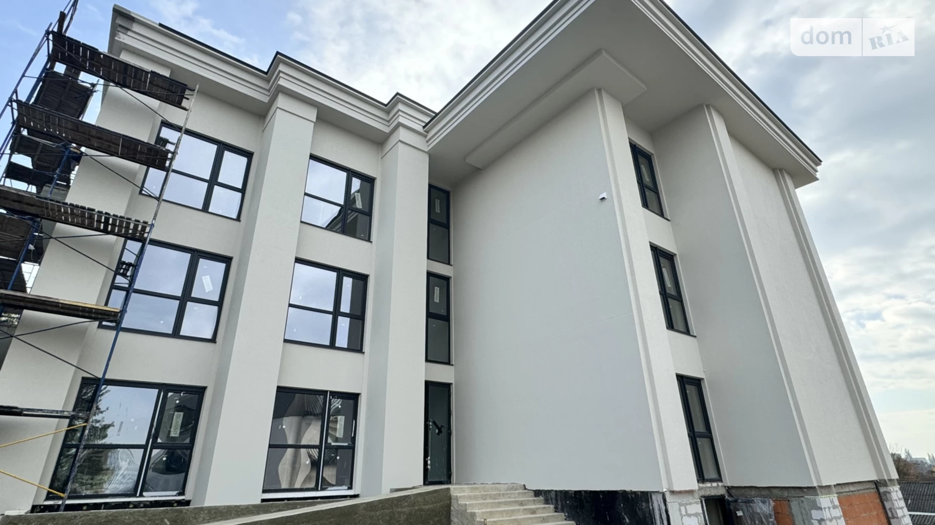 Продається 2-кімнатна квартира 64.9 кв. м у Ужгороді, вул. Собранецька, 86 - фото 3