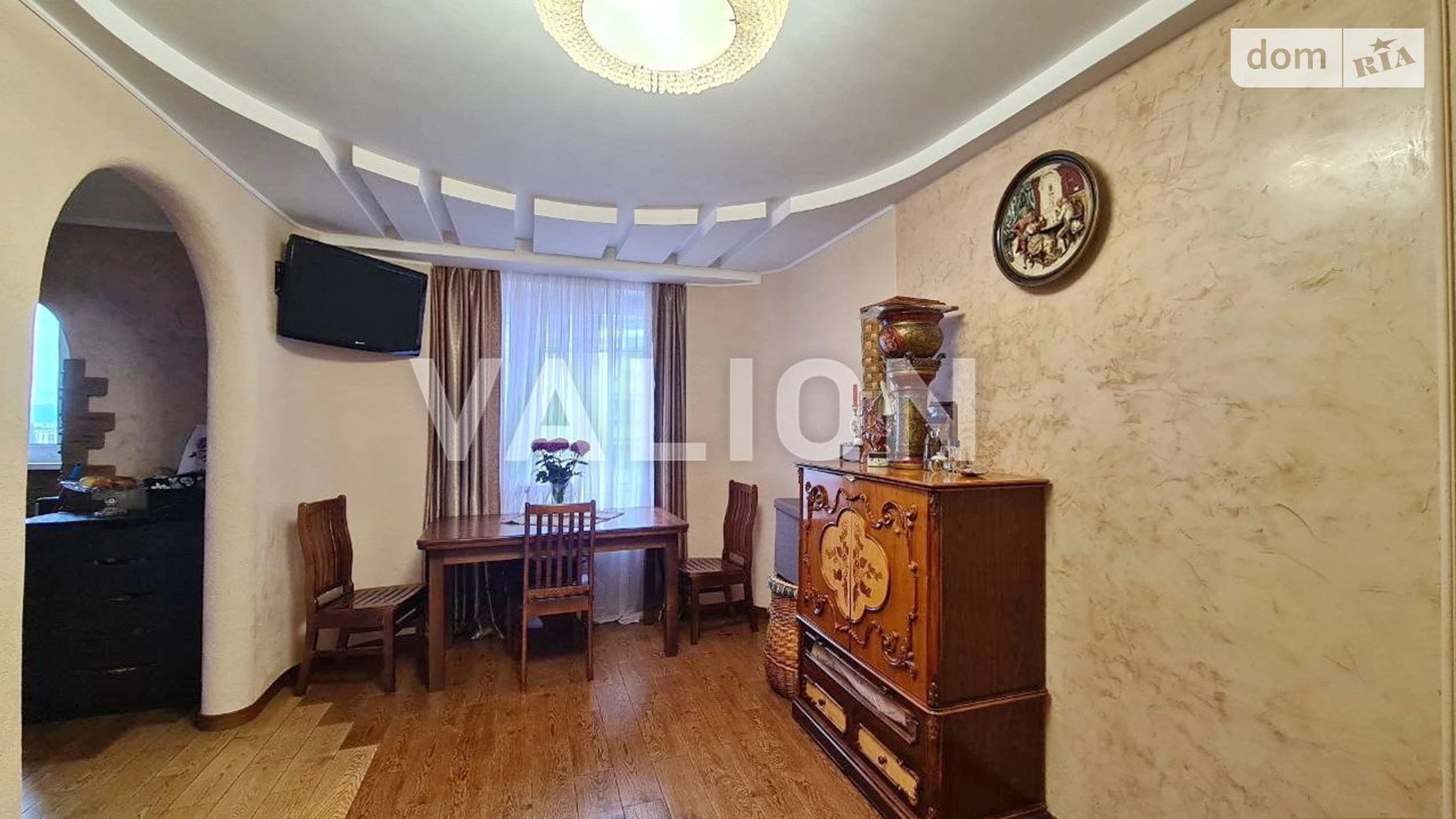 Продается 3-комнатная квартира 67 кв. м в Киеве, цена: 149999 $ - фото 2