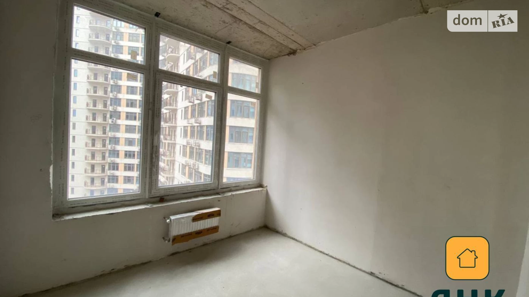 Продается 1-комнатная квартира 40.3 кв. м в Одессе, ул. Валерия Самофалова, 16А/4 - фото 2