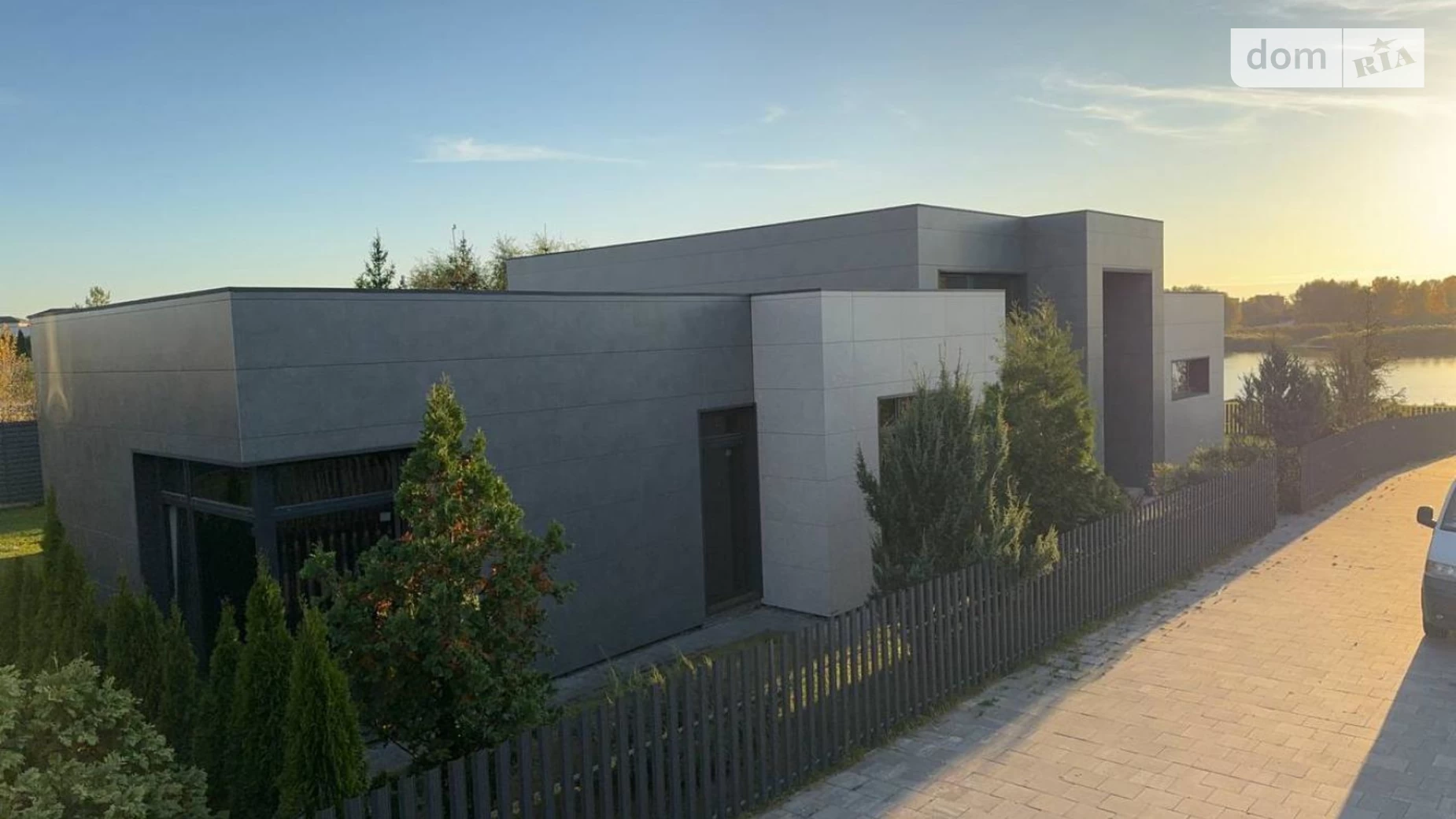 Продается одноэтажный дом 250 кв. м с балконом, цена: 249000 $ - фото 2