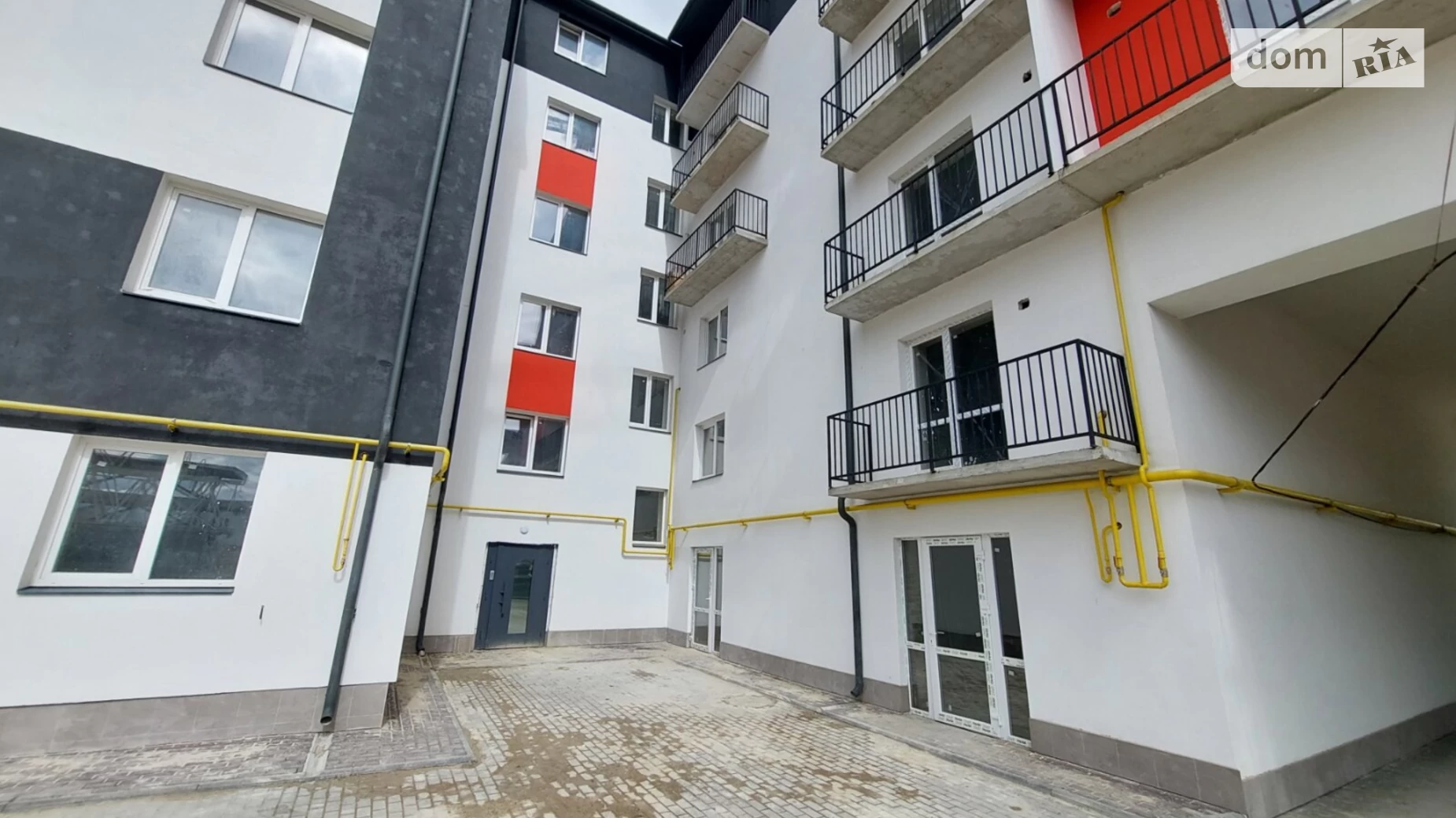 Продается 3-комнатная квартира 90 кв. м в Петрикове, ул. Шептицкого, 101А - фото 3