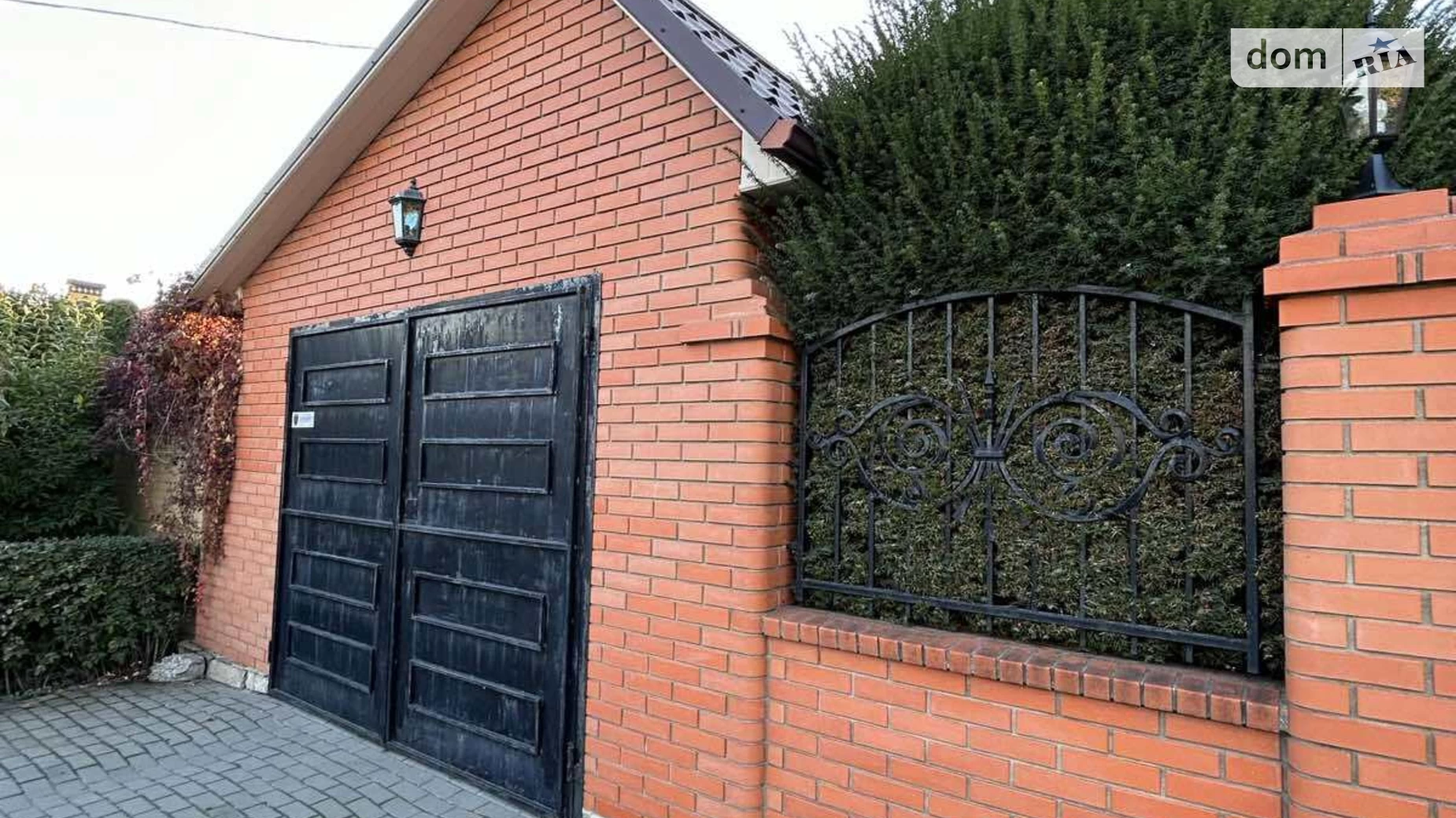 Продается дом на 2 этажа 205 кв. м с балконом, цена: 250000 $ - фото 3