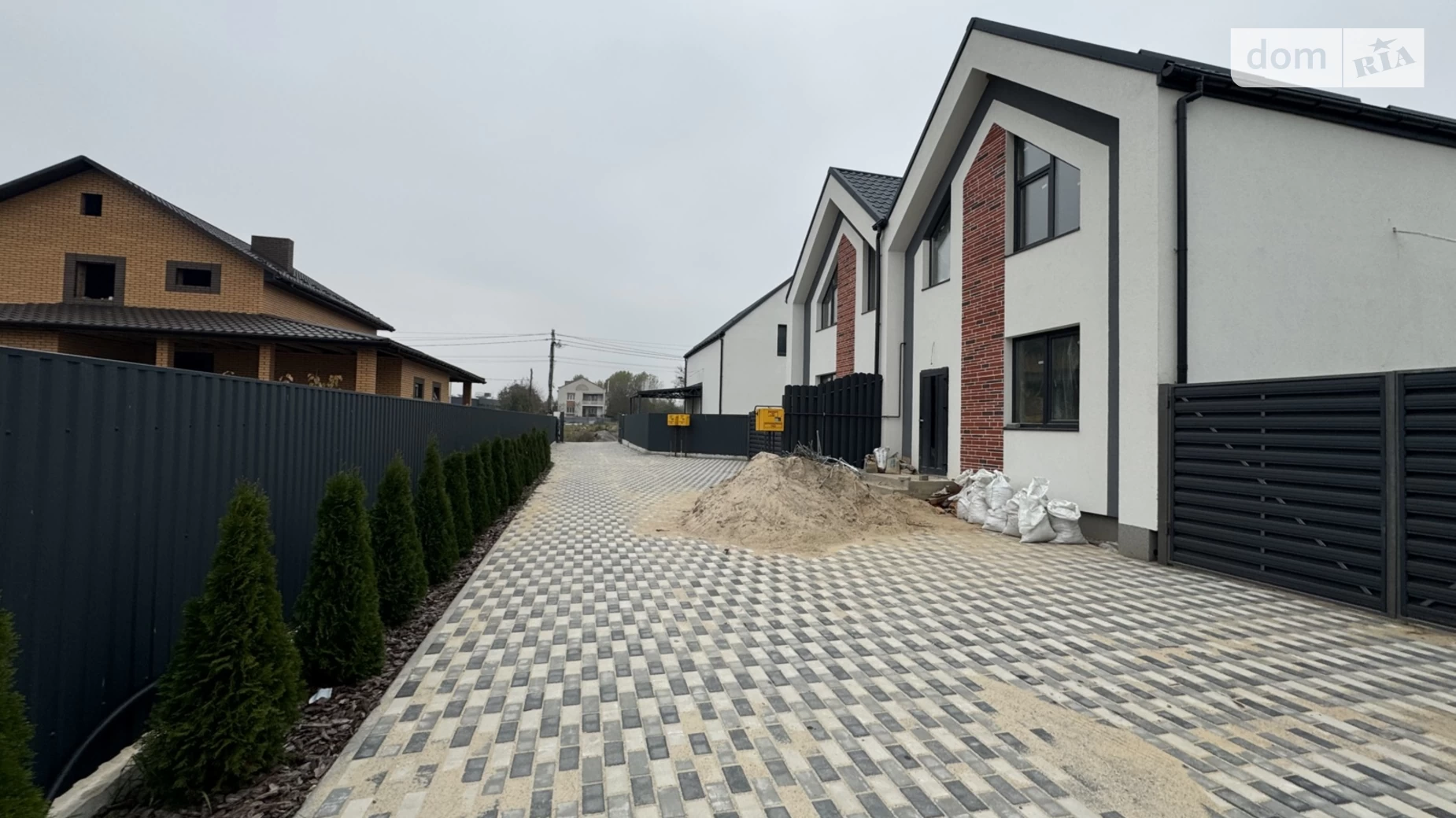 Продається частина будинку 95 кв. м з гаражем, цена: 68500 $ - фото 4