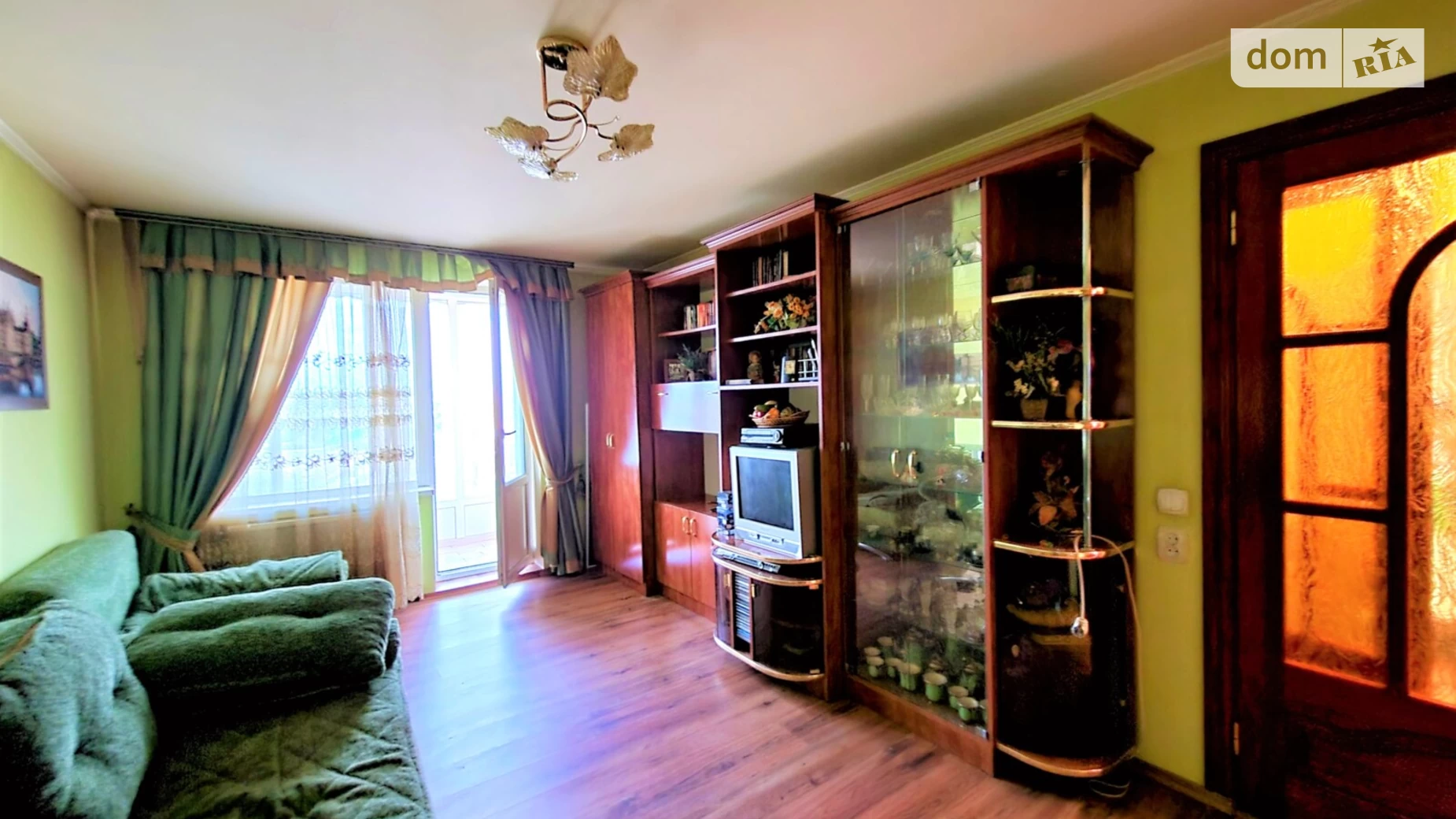 Продается 3-комнатная квартира 67 кв. м в, цена: 43700 $ - фото 2