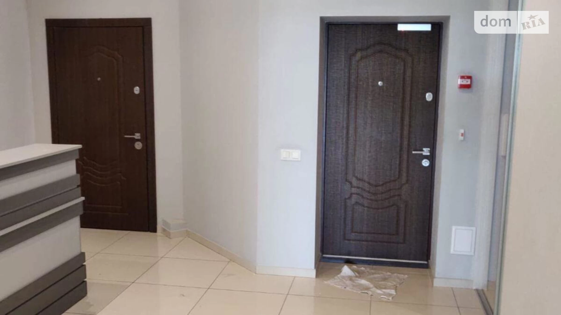 Сдается в аренду офис 154 кв. м в бизнес-центре, цена: 1800 $ - фото 5