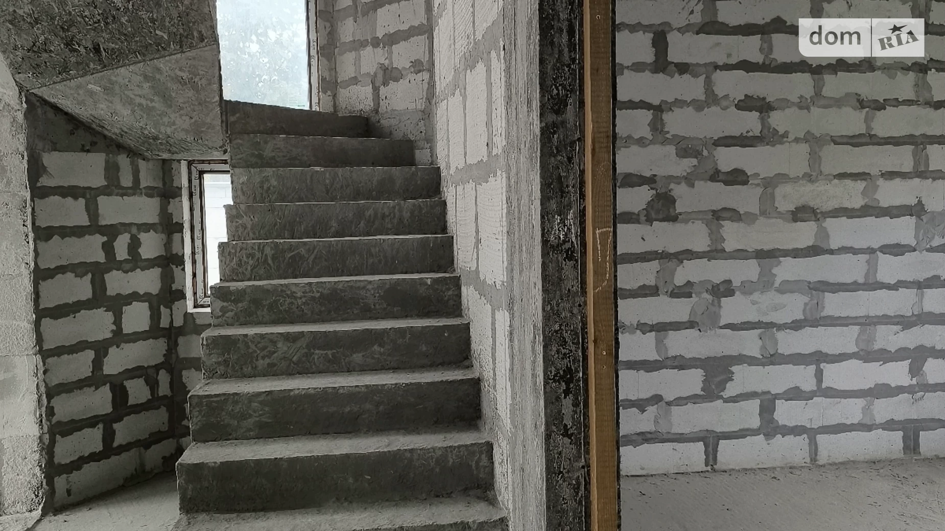 Продается часть дома 195 кв. м с баней/сауной, цена: 165000 $ - фото 2