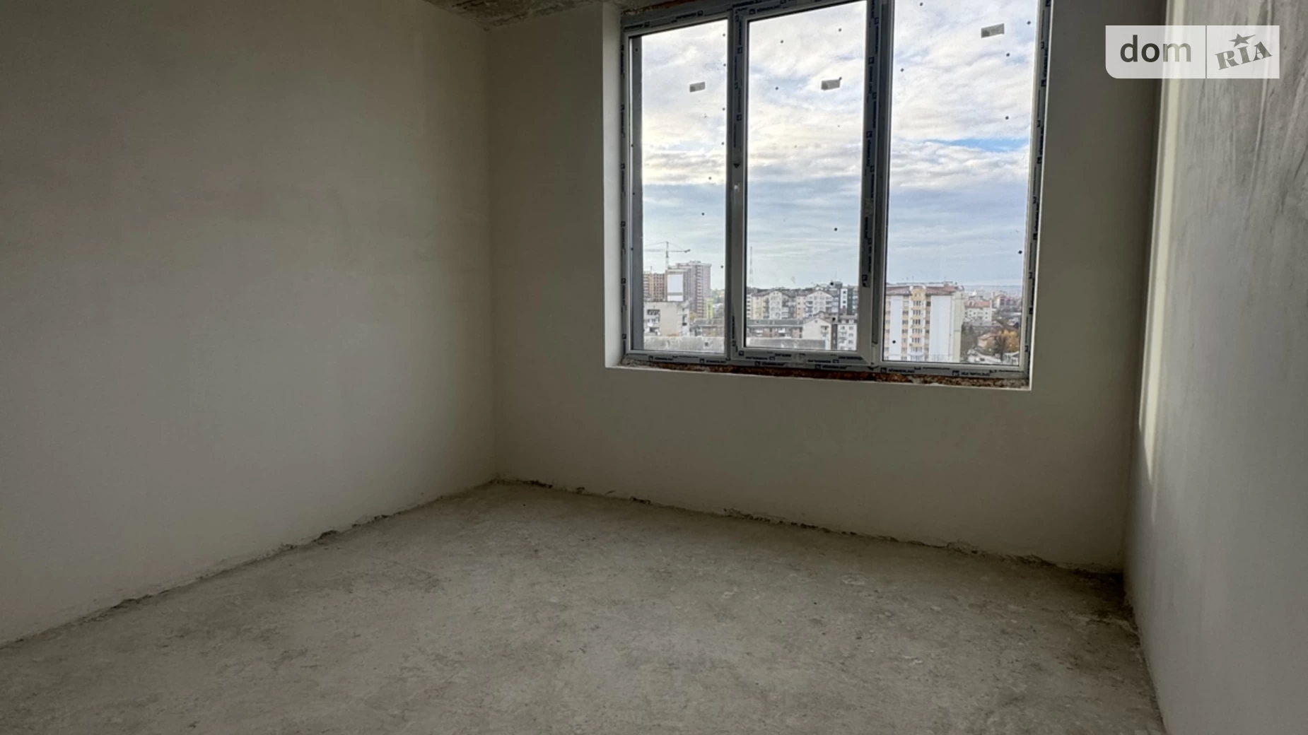 Продается 2-комнатная квартира 72 кв. м в Ивано-Франковске, ул. Микитинецкая, 2 - фото 4