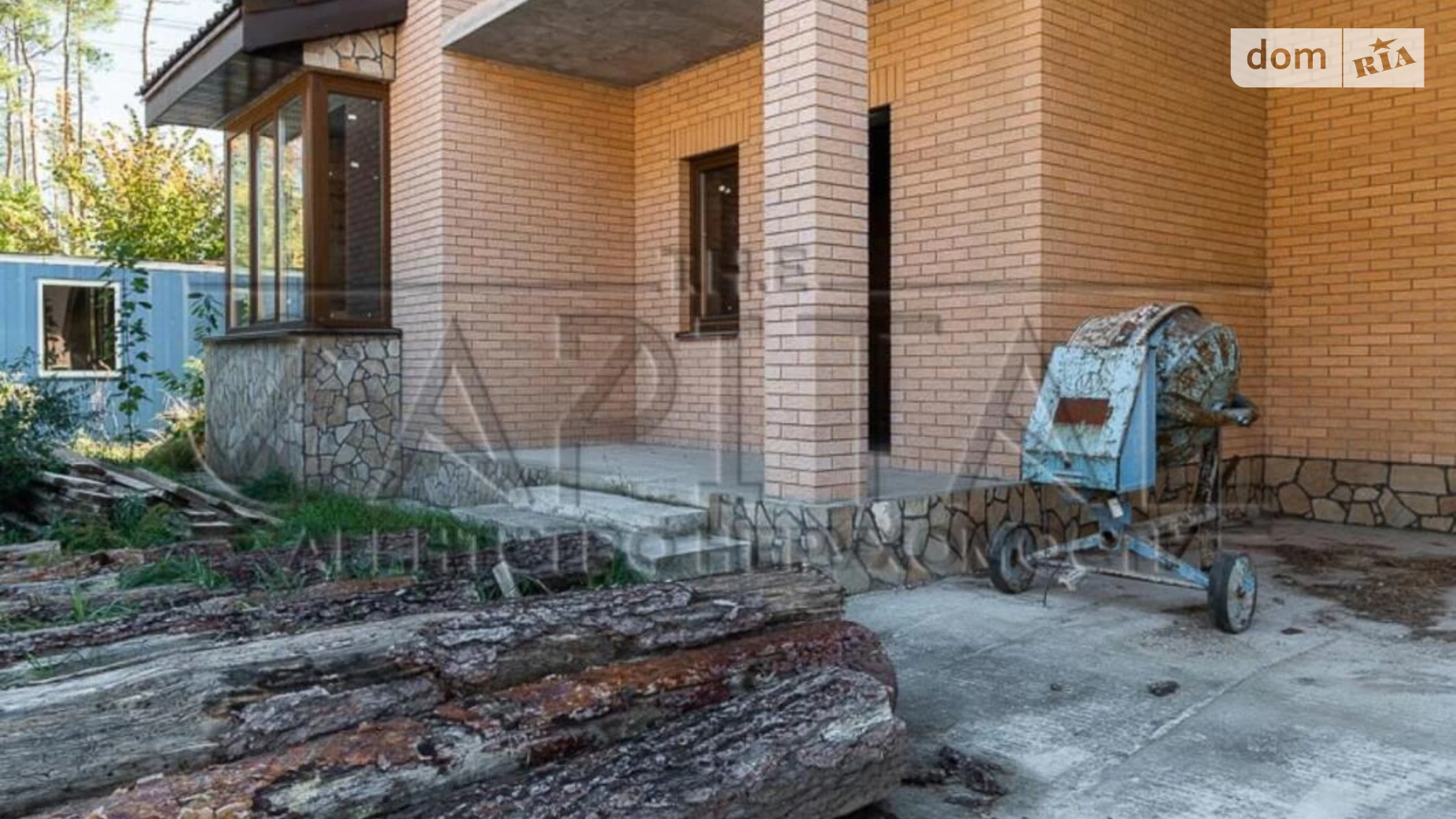 Продается дом на 2 этажа 250 кв. м с гаражом, цена: 330000 $ - фото 3