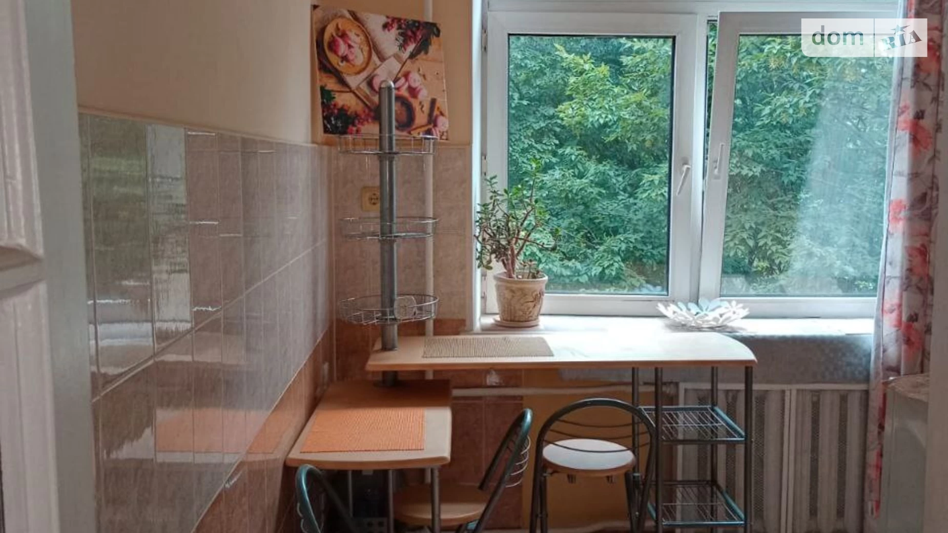 Продается 2-комнатная квартира 60 кв. м в Черновцах, пл. Центральная, 3 - фото 3