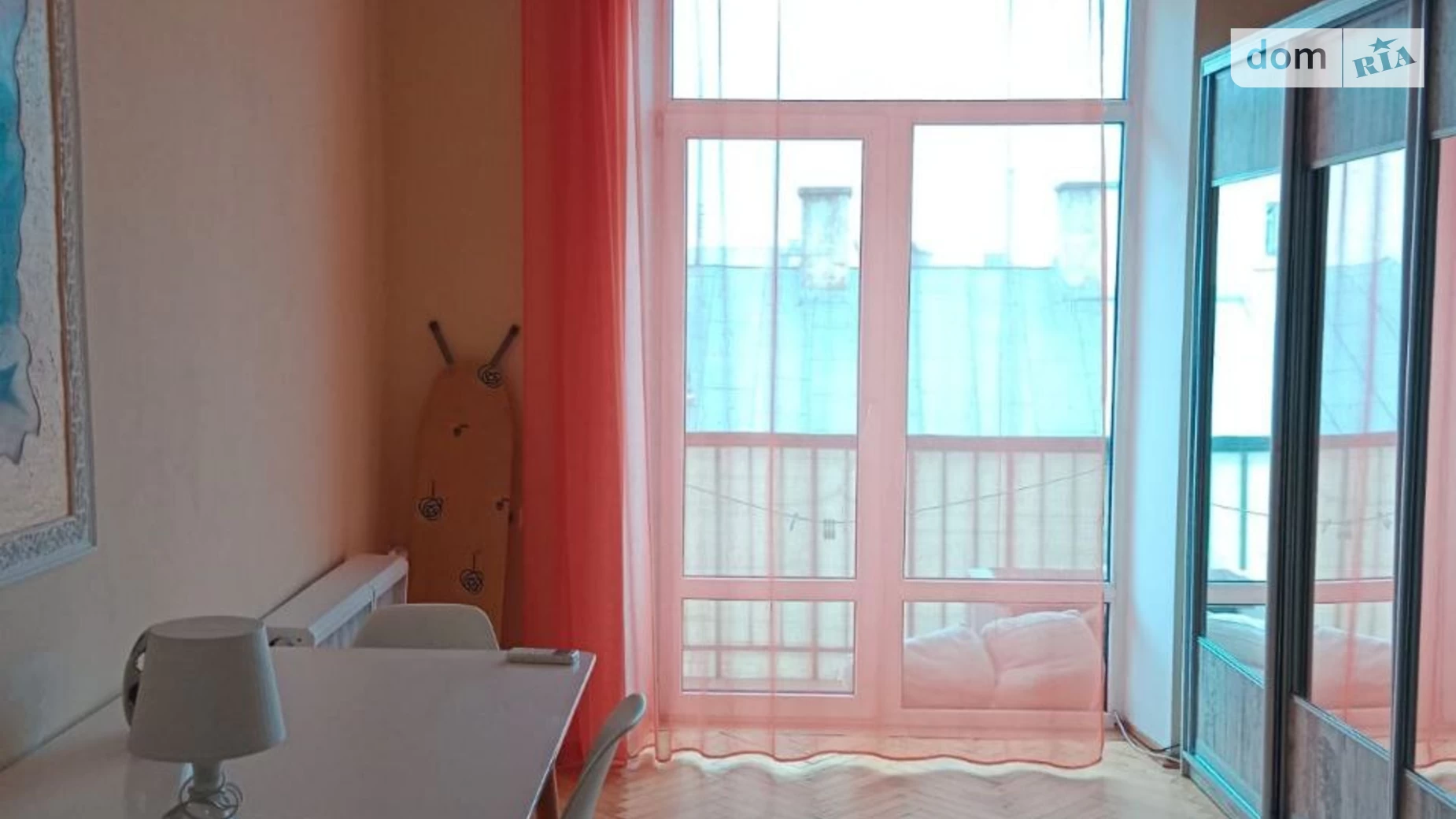 Продается 2-комнатная квартира 60 кв. м в Черновцах, пл. Центральная, 3 - фото 5