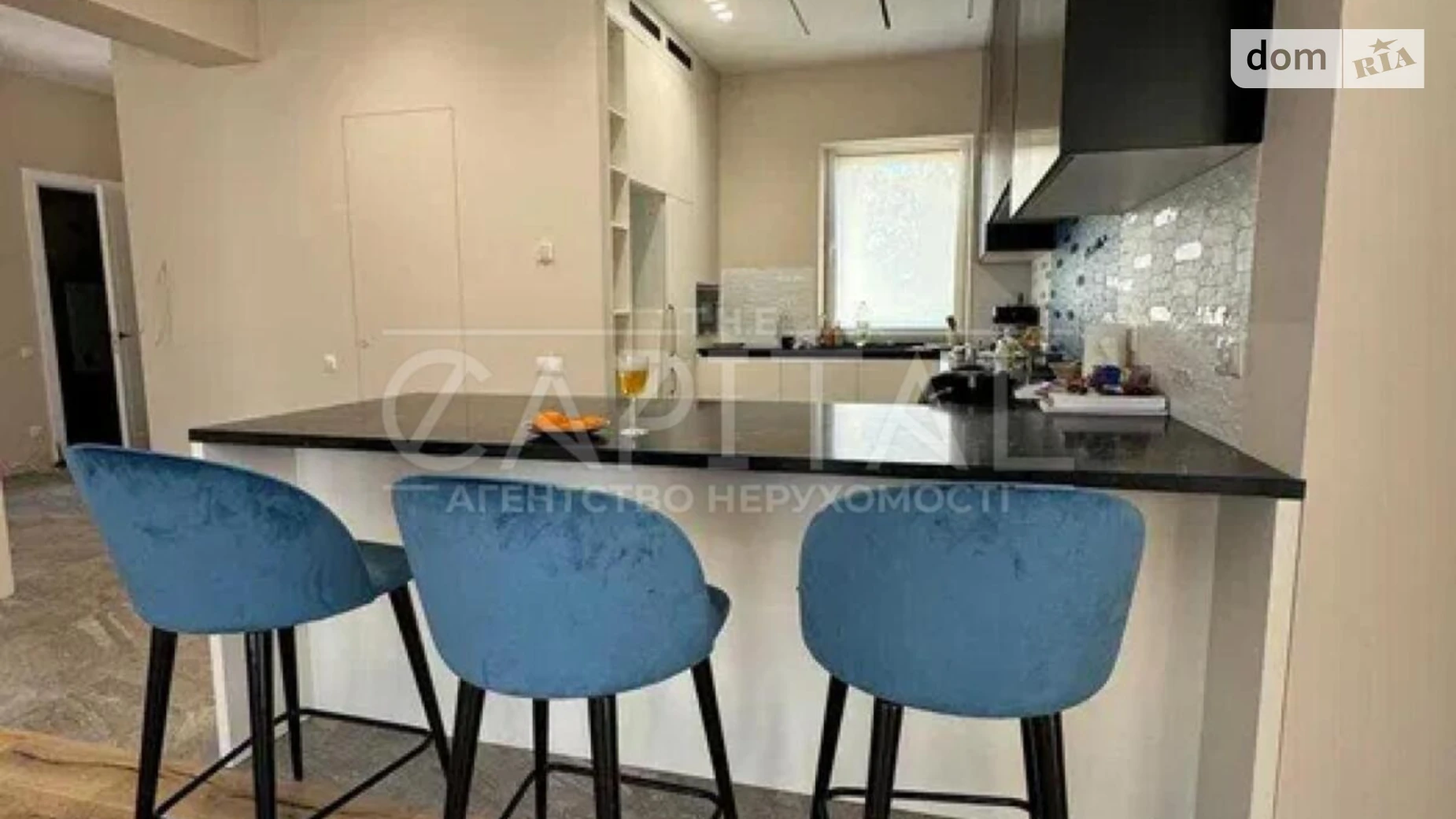 Сдается в аренду дом на 2 этажа 229 кв. м с участком, цена: 3400 € - фото 4