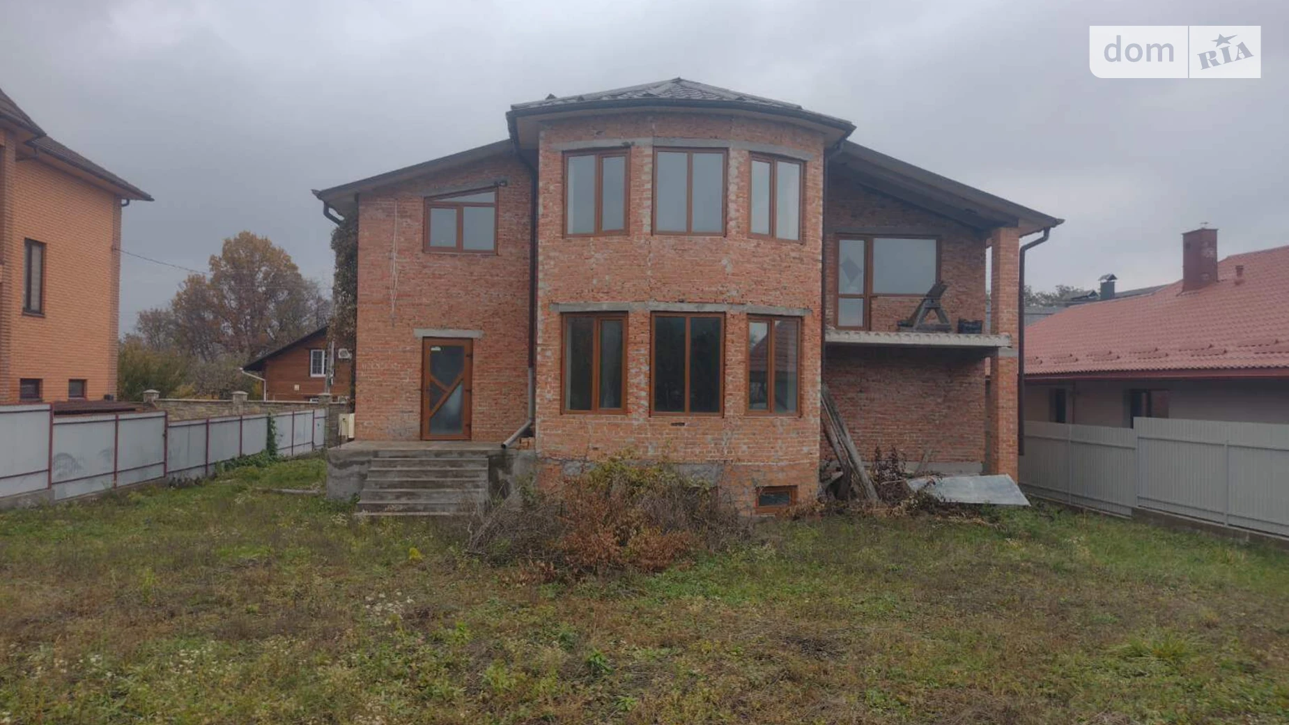 Продается дом на 2 этажа 280 кв. м с участком, цена: 155000 $ - фото 2