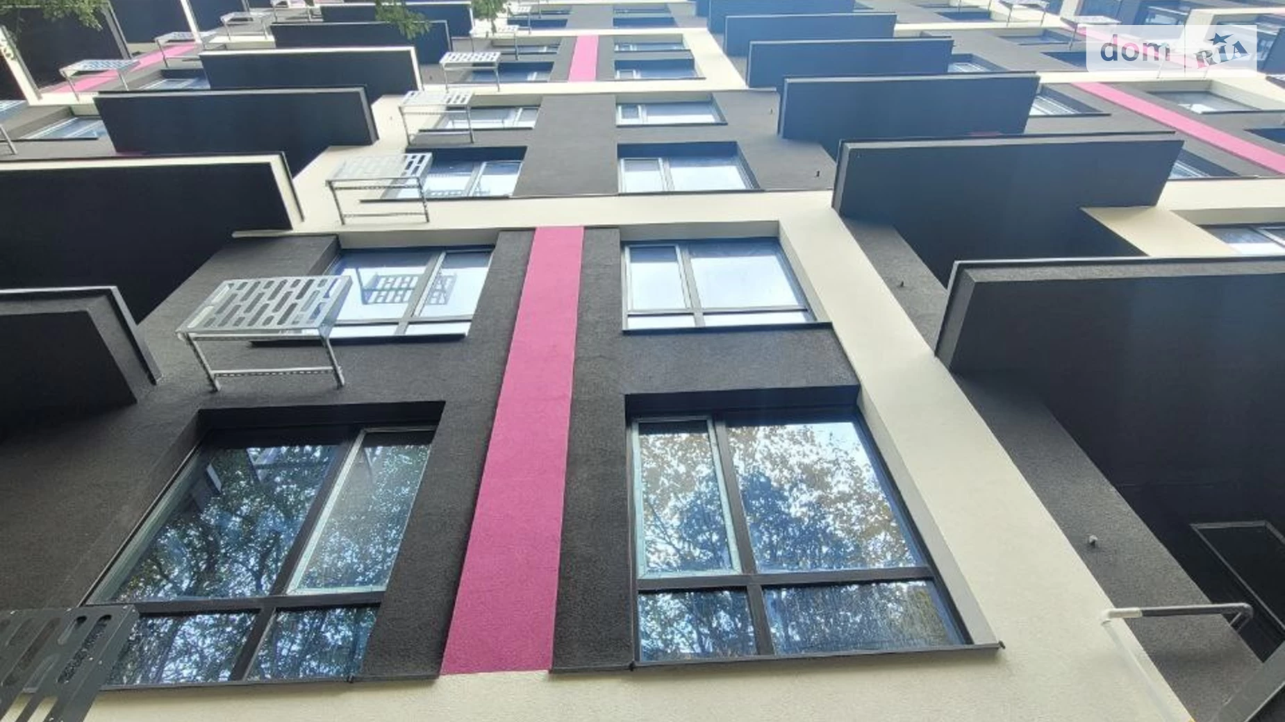Продается 2-комнатная квартира 50 кв. м в Ивано-Франковске, ул. Карпатская - фото 3