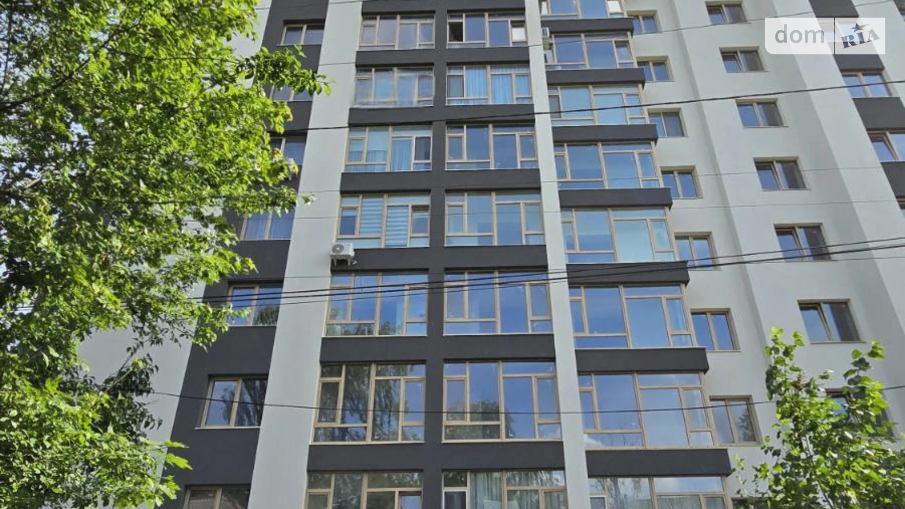 Продается 2-комнатная квартира 67 кв. м в Ивано-Франковске, ул. Волошина Августина - фото 3