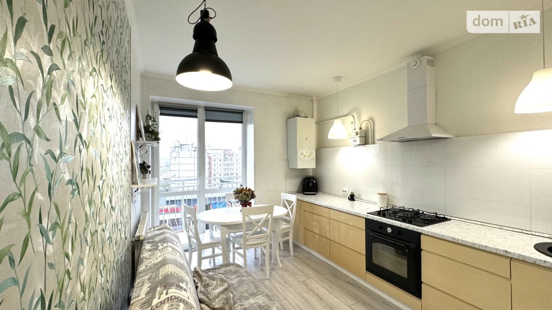 Продается 1-комнатная квартира 47 кв. м в Ивано-Франковске, цена: 64000 $ - фото 2