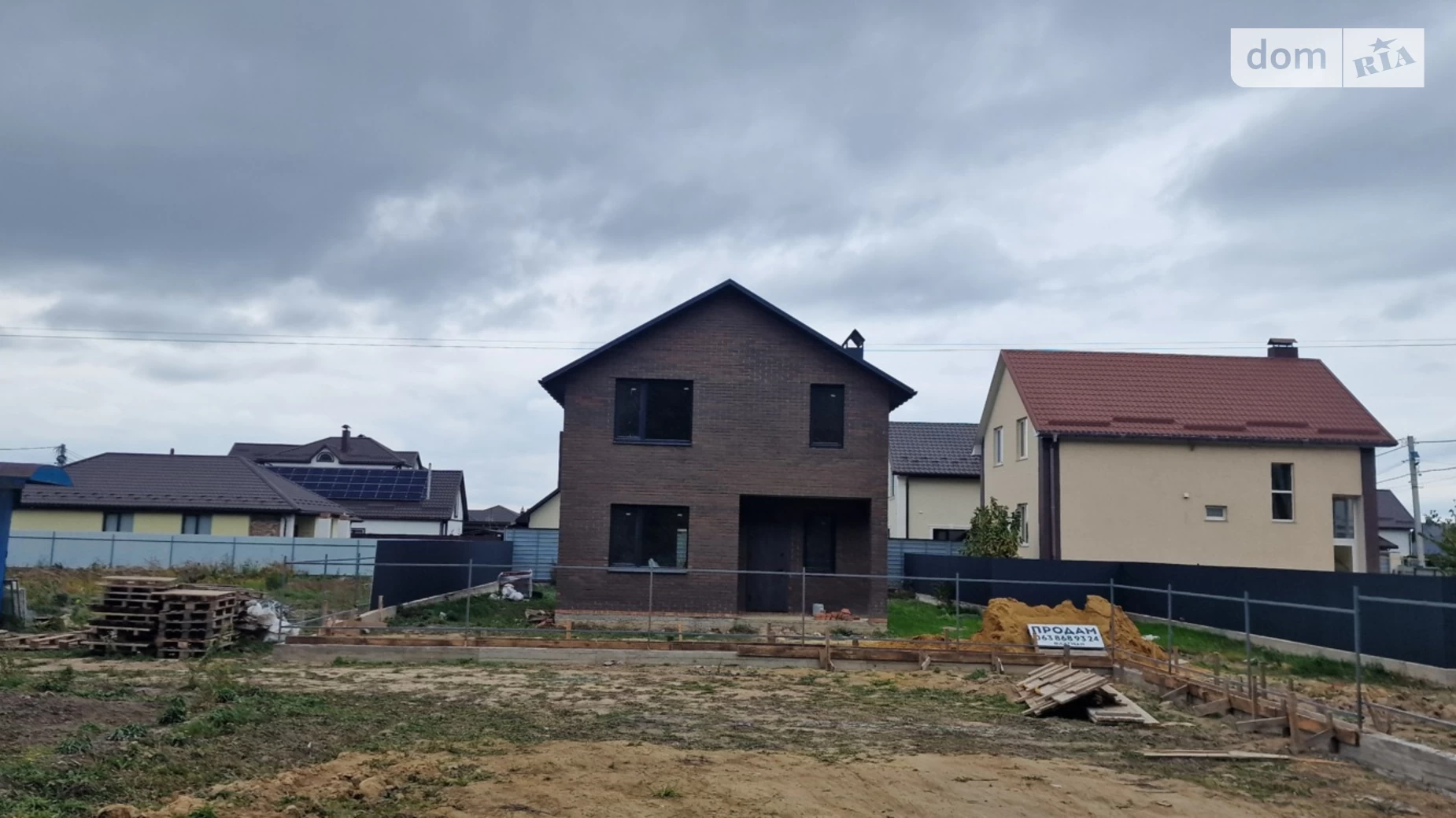 Продается дом на 2 этажа 125 кв. м с террасой, цена: 84900 $ - фото 2