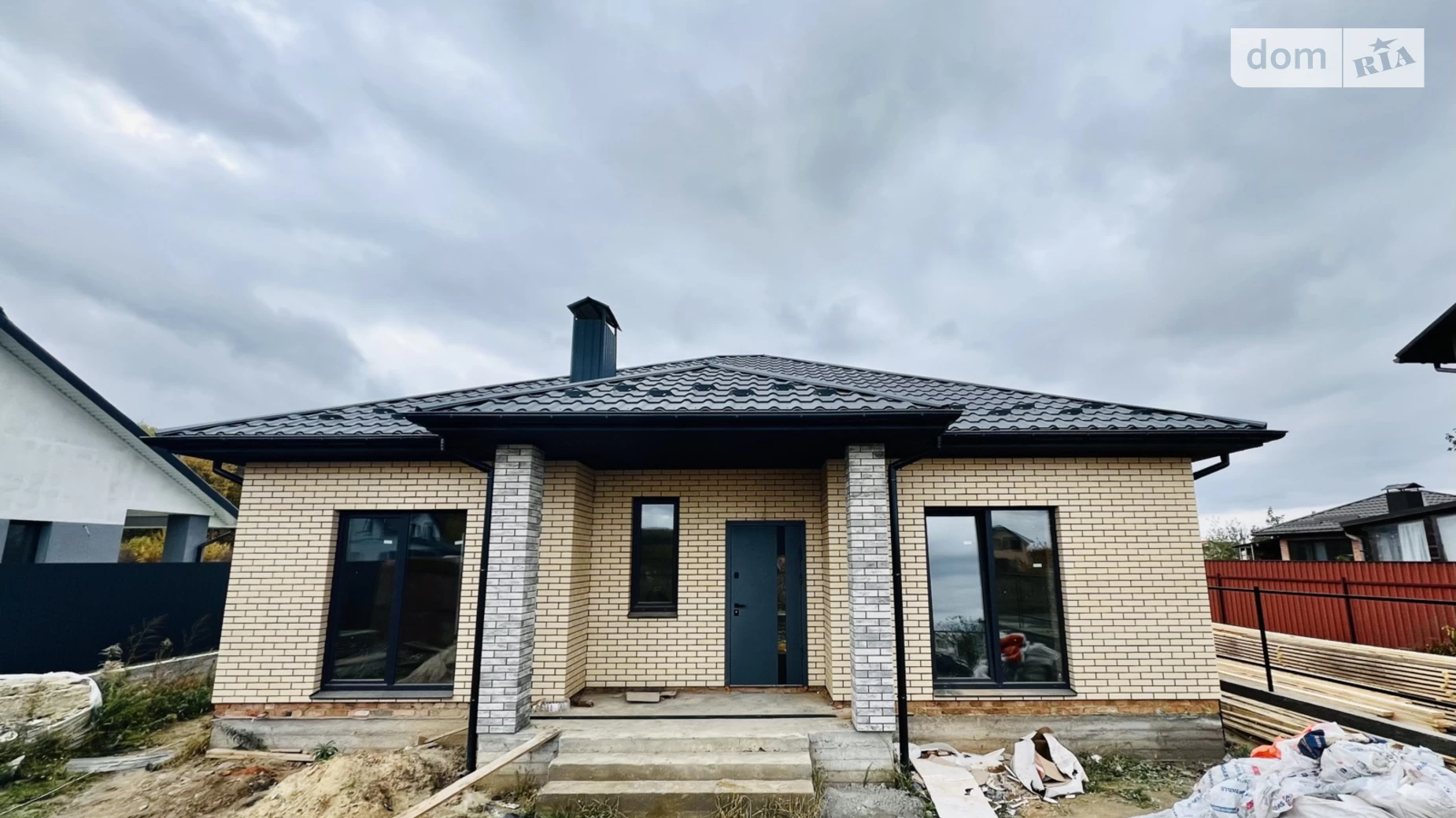 Продається одноповерховий будинок 100 кв. м з садом, цена: 75500 $ - фото 3