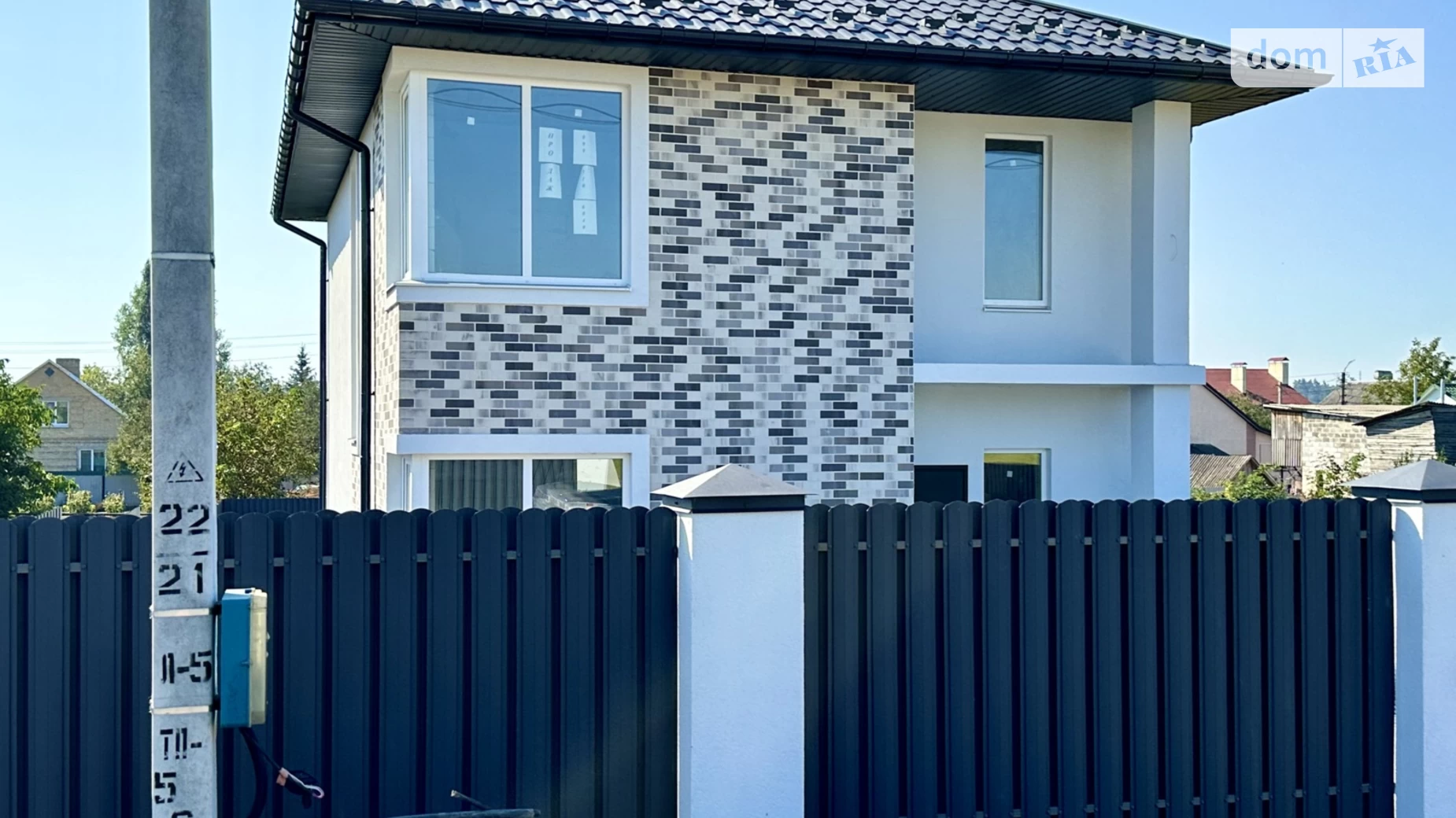 Продается дом на 2 этажа 130 кв. м с гаражом, цена: 108000 $ - фото 2