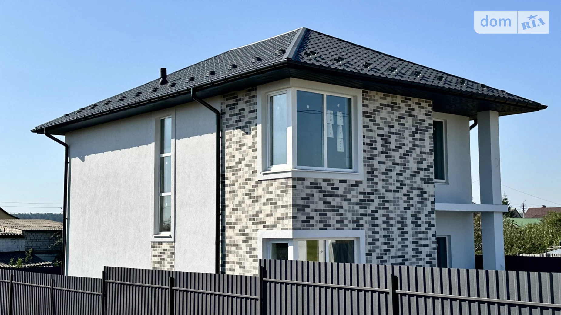 Продается дом на 2 этажа 130 кв. м с гаражом, цена: 108000 $ - фото 3