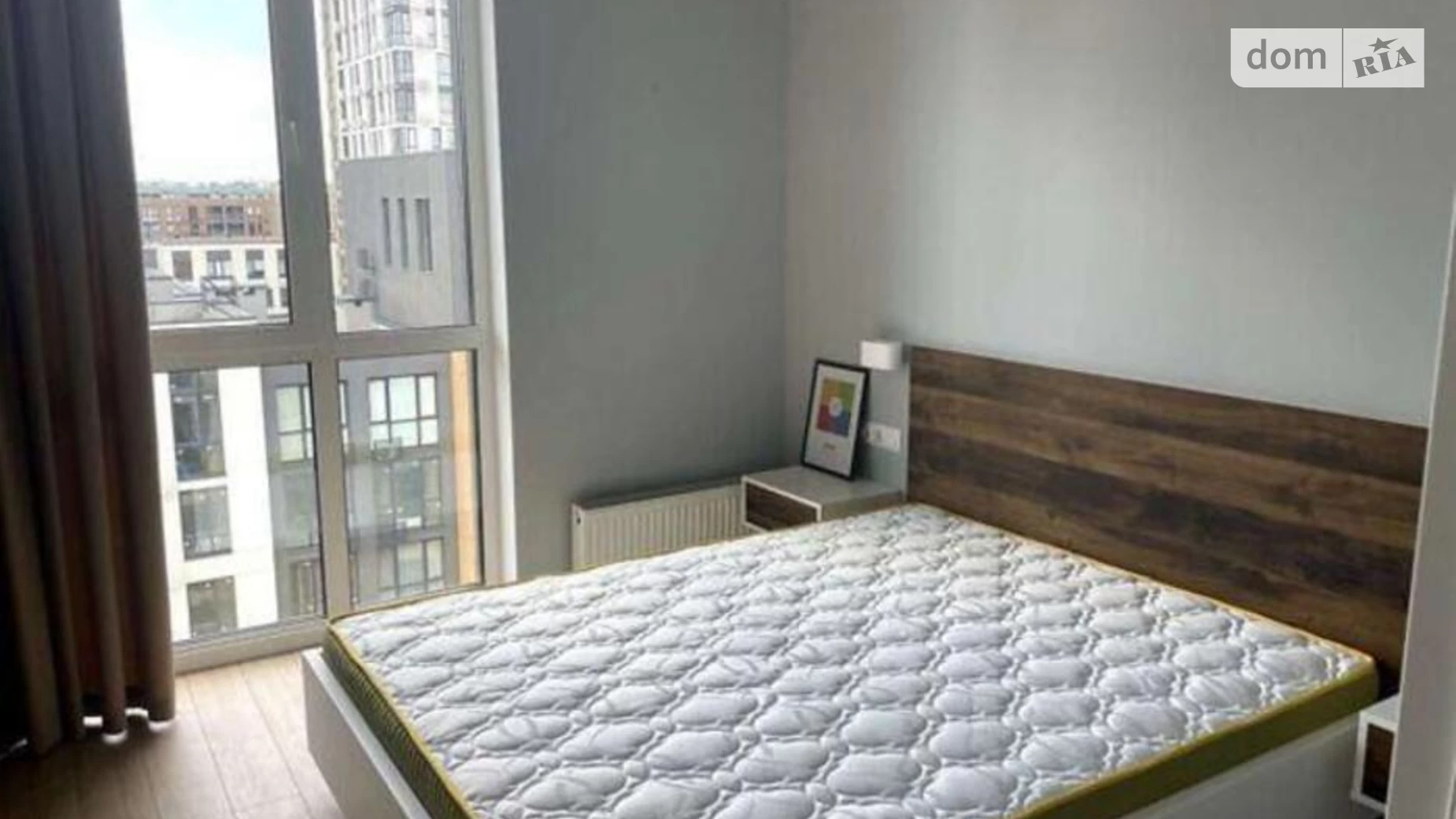 Продається 2-кімнатна квартира 41.3 кв. м у Києві, вул. Салютна, 2  - фото 2