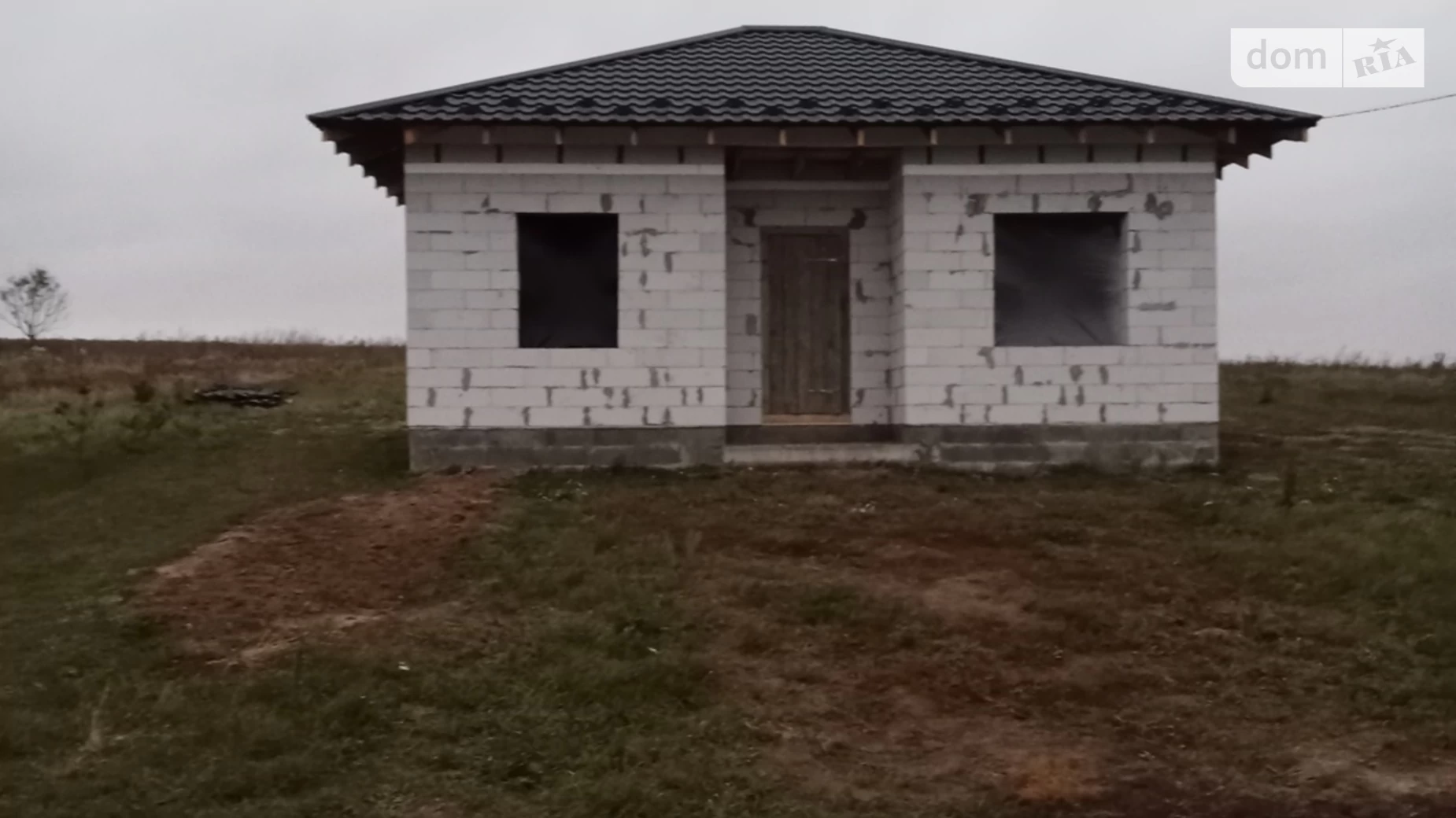 Продается одноэтажный дом 52 кв. м с верандой, цена: 25500 $ - фото 2