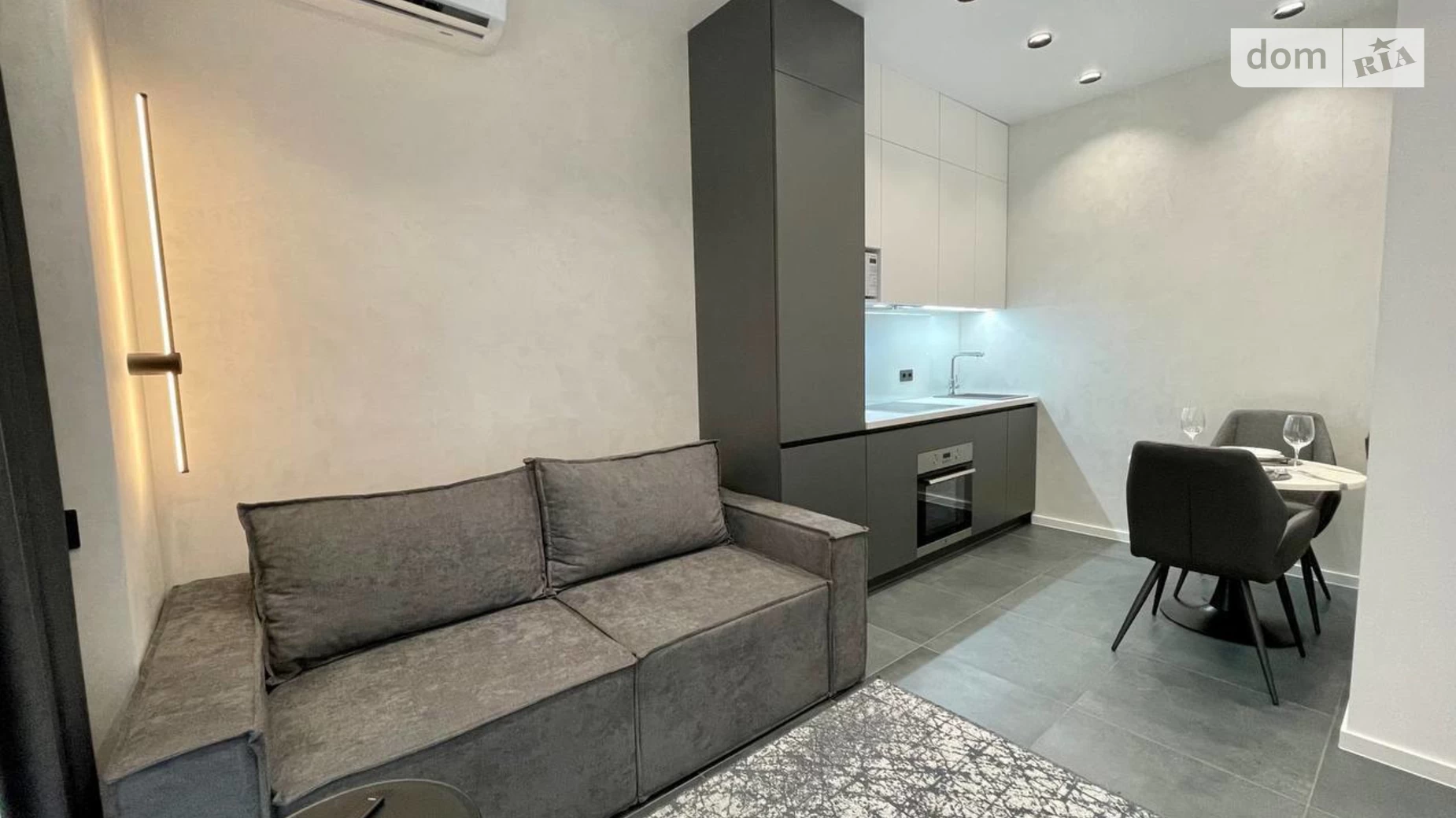 Продается 2-комнатная квартира 39 кв. м в Днепре, ул. Короленко, 22А корпус 3 - фото 2