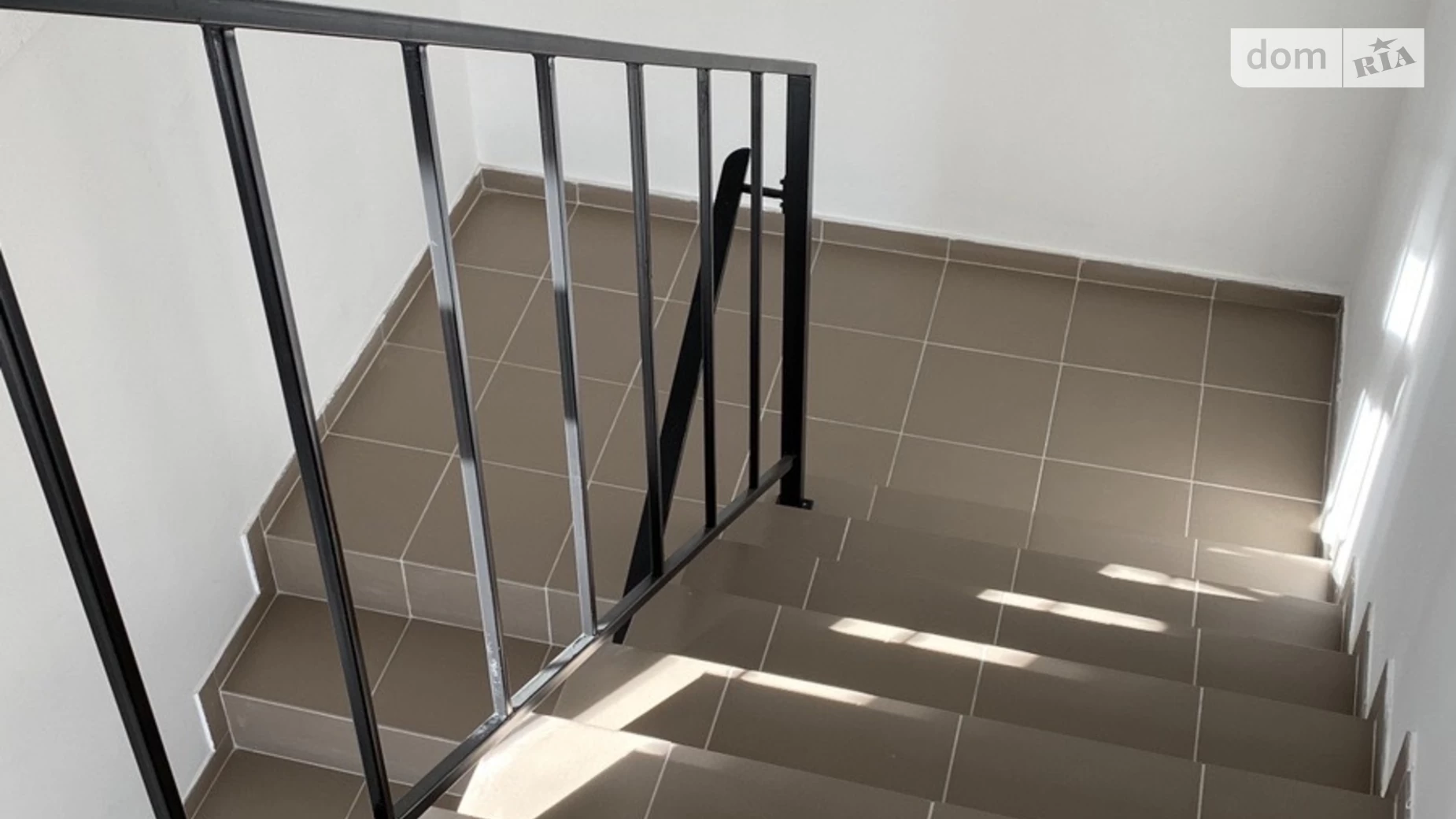 Сдается в аренду офис 300 кв. м в бизнес-центре, цена: 1350 $ - фото 3