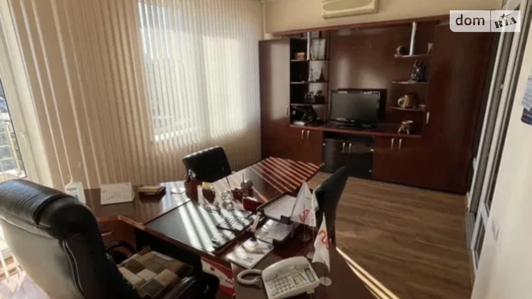 Продається приміщення вільного призначення 280 кв. м в 3-поверховій будівлі, цена: 199000 $ - фото 3