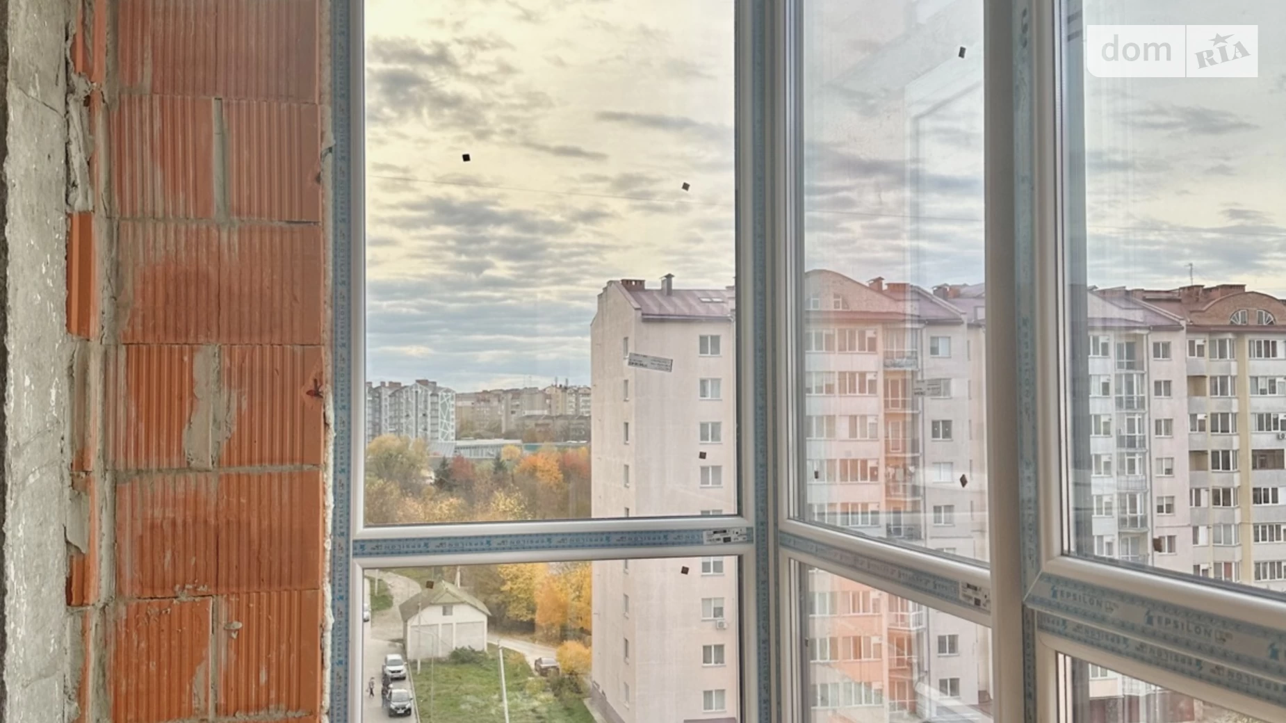 Продается 1-комнатная квартира 42 кв. м в Ивано-Франковске, ул. Химиков, 29 - фото 2