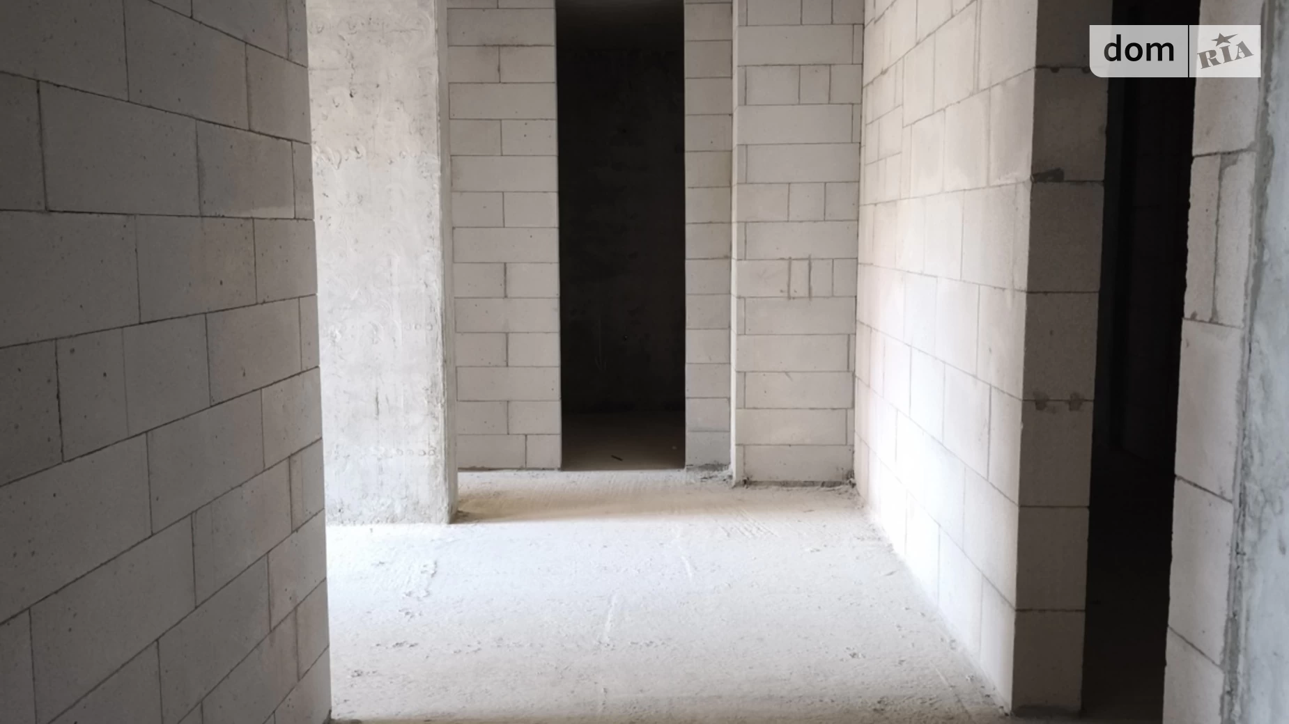 Продается 2-комнатная квартира 64 кв. м в Ивано-Франковске, ул. Химиков, 31 - фото 2