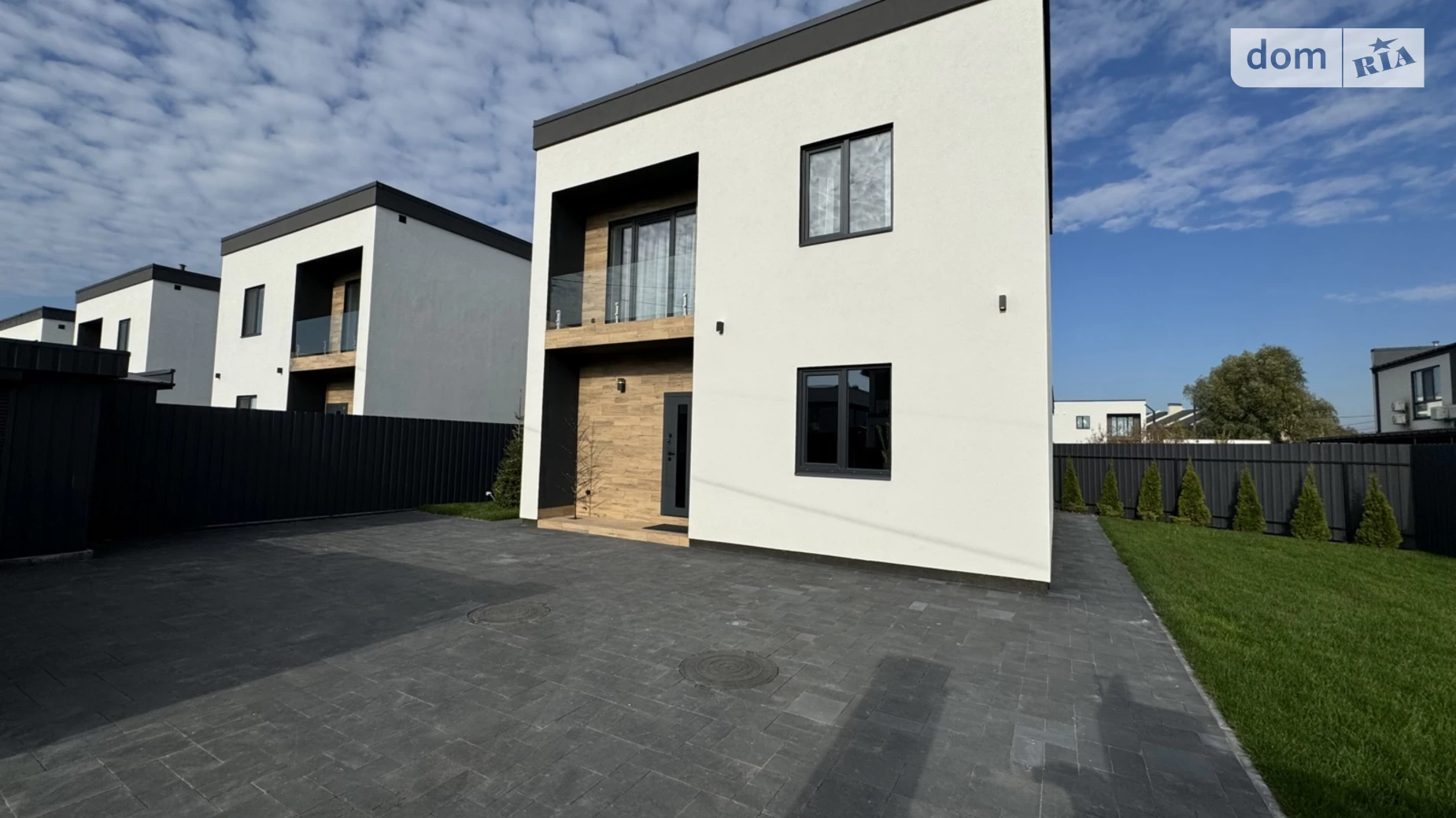 Продается дом на 2 этажа 132 кв. м с беседкой, цена: 219000 $ - фото 3