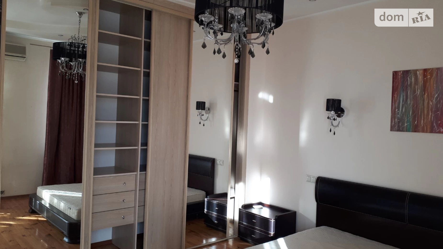 Продається 2-кімнатна квартира 74 кв. м у Києві, вул. Рогнідинська, 5/14 - фото 2