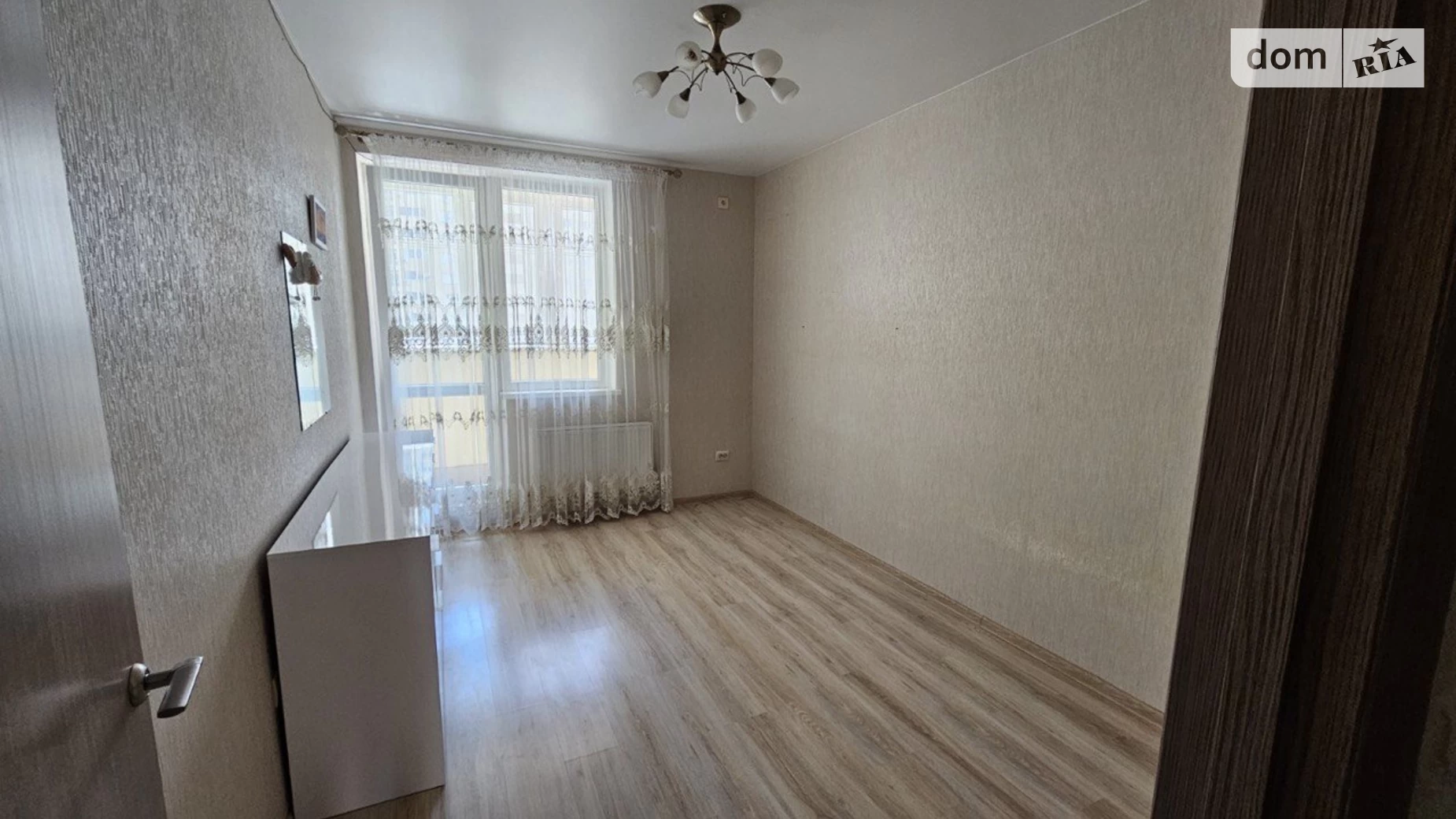 Продается 3-комнатная квартира 73 кв. м в Одессе, ул. Виталия Нестеренко(Академика Воробьёва), 1Б - фото 4