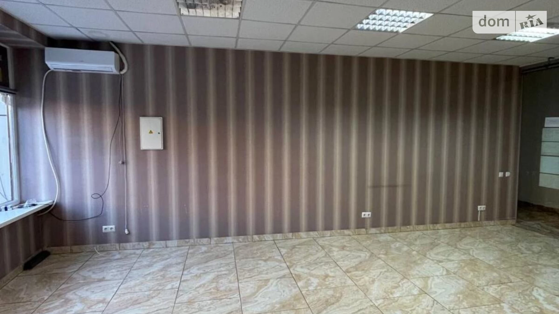 Продается офис 40 кв. м в бизнес-центре, цена: 40000 $ - фото 2