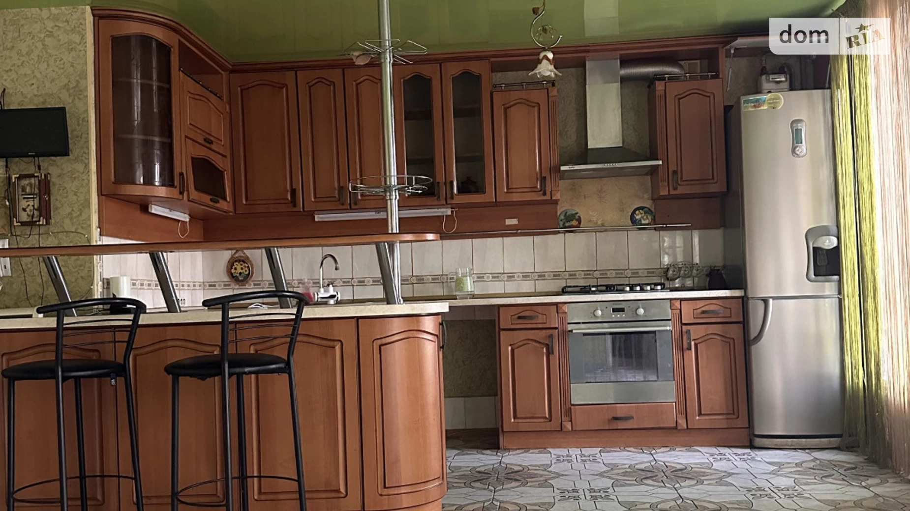 Продается 2-комнатная квартира 85.3 кв. м в Черноморске, просп. Мира(Ленина ул.), 41 - фото 3