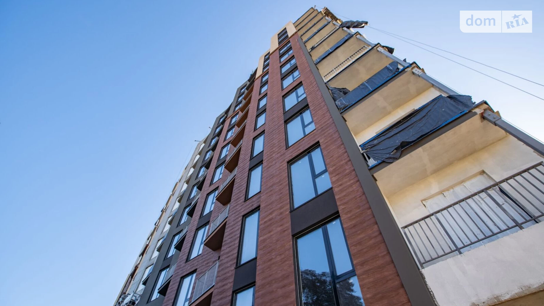 Продается 1-комнатная квартира 43 кв. м в Одессе, ул. Чубаевская, 1 - фото 2