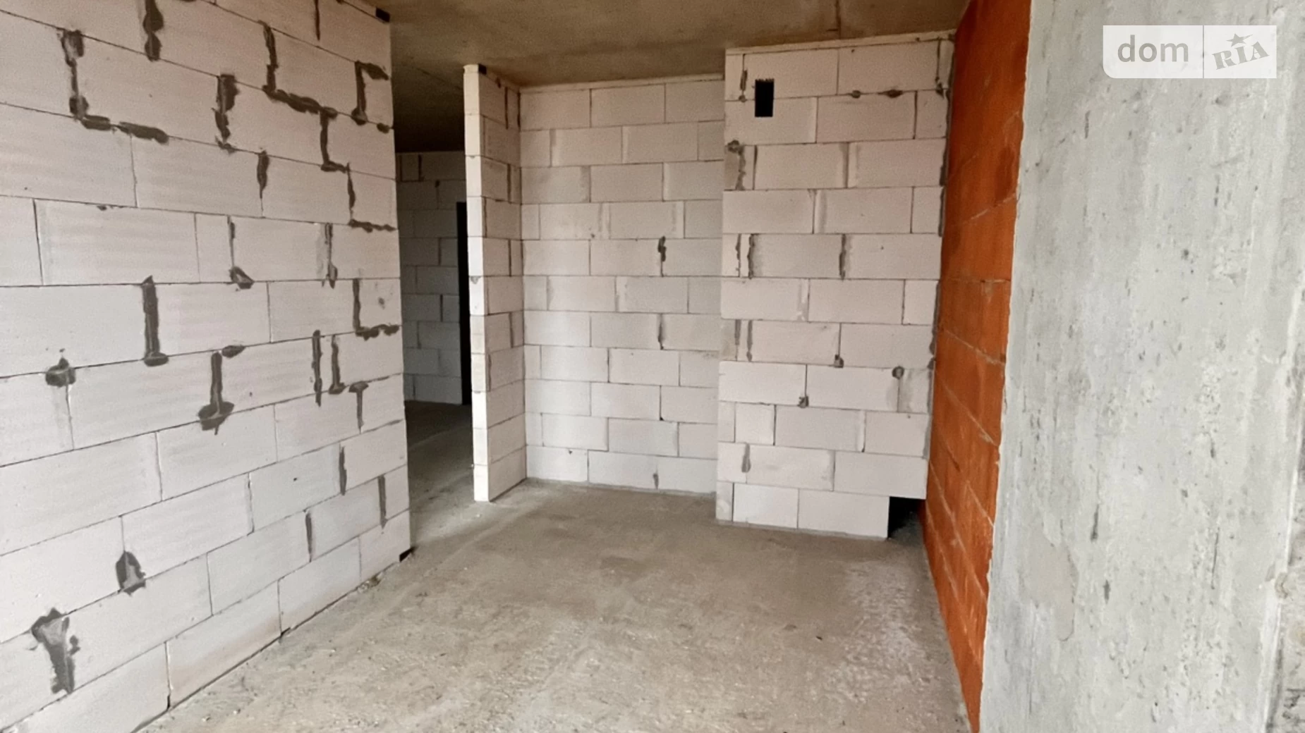 Продается 1-комнатная квартира 40 кв. м в Ивано-Франковске, ул. Левицкого Романа, 10 - фото 4