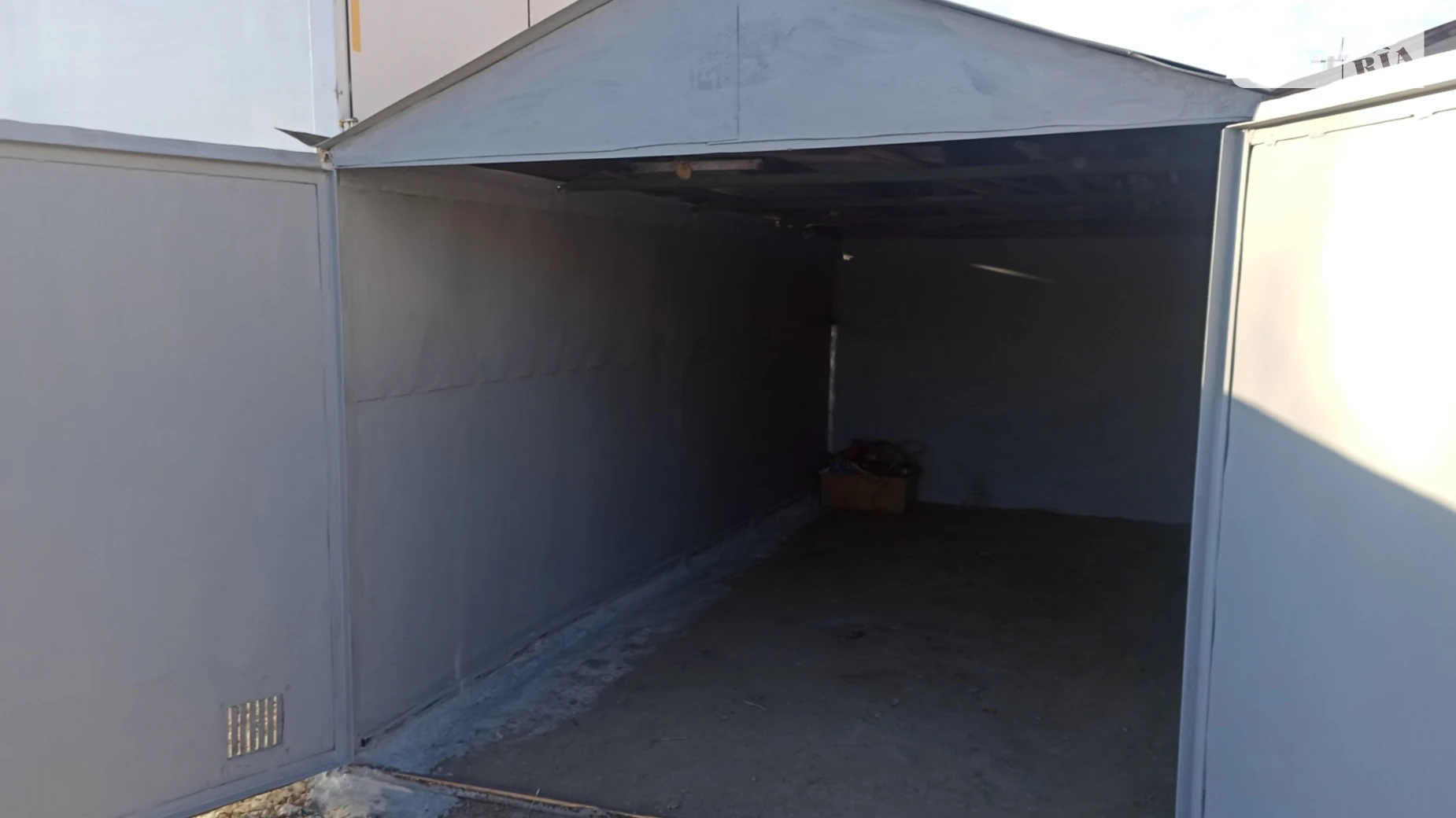 Сдается в аренду отдельно стоящий гараж под легковое авто на 20 кв. м, цена: 1000 грн - фото 2