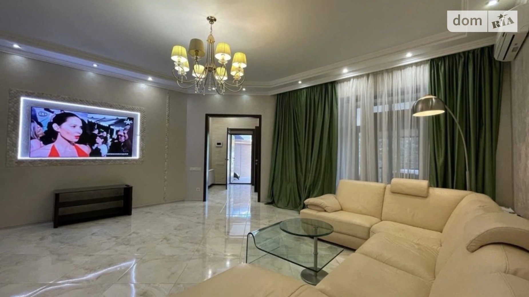 Сдается в аренду дом на 2 этажа 300 кв. м с бассейном, цена: 1700 $ - фото 2