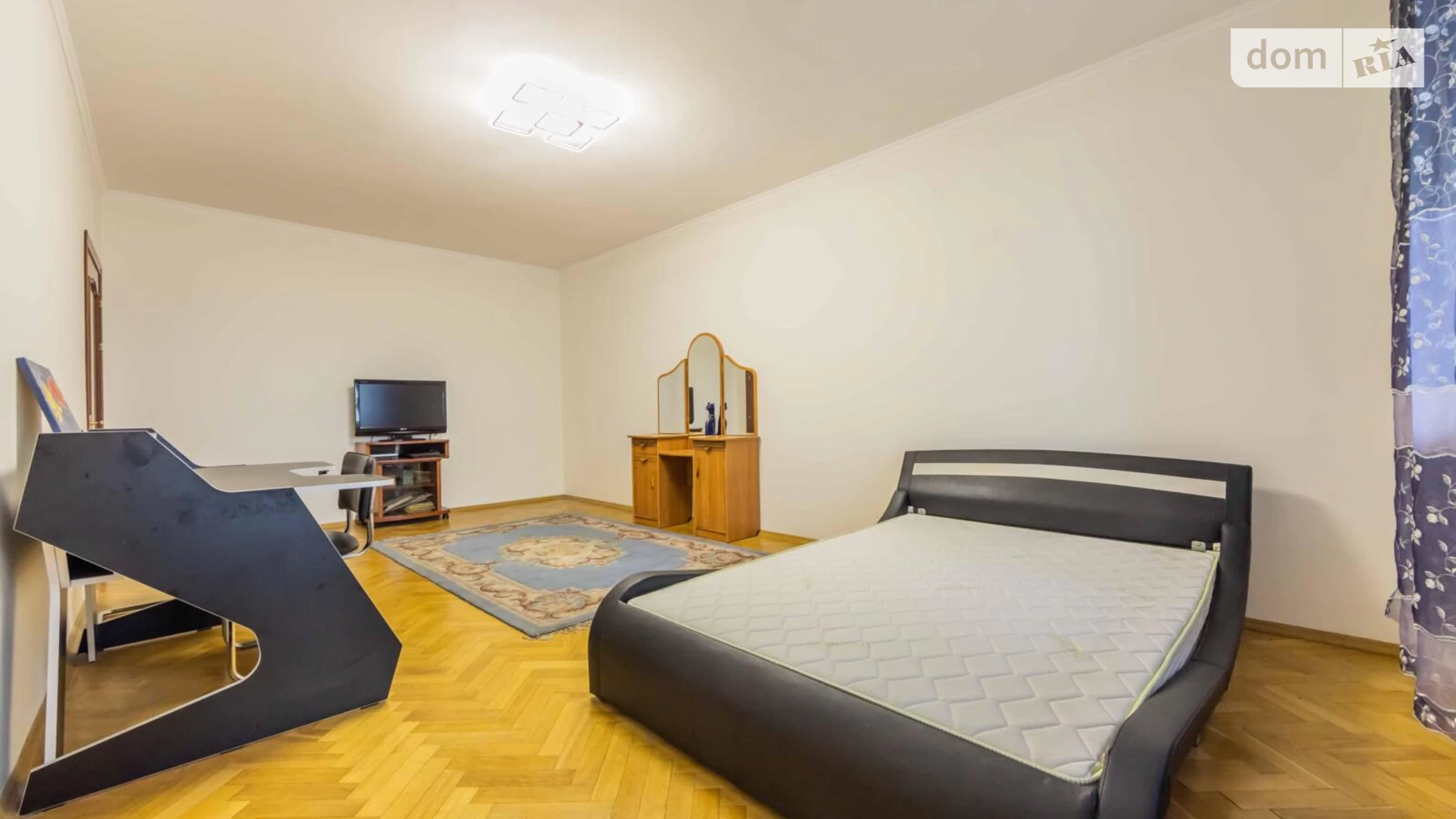 Продается 2-комнатная квартира 82 кв. м в Киеве, ул. Срибнокильская, 24 - фото 5