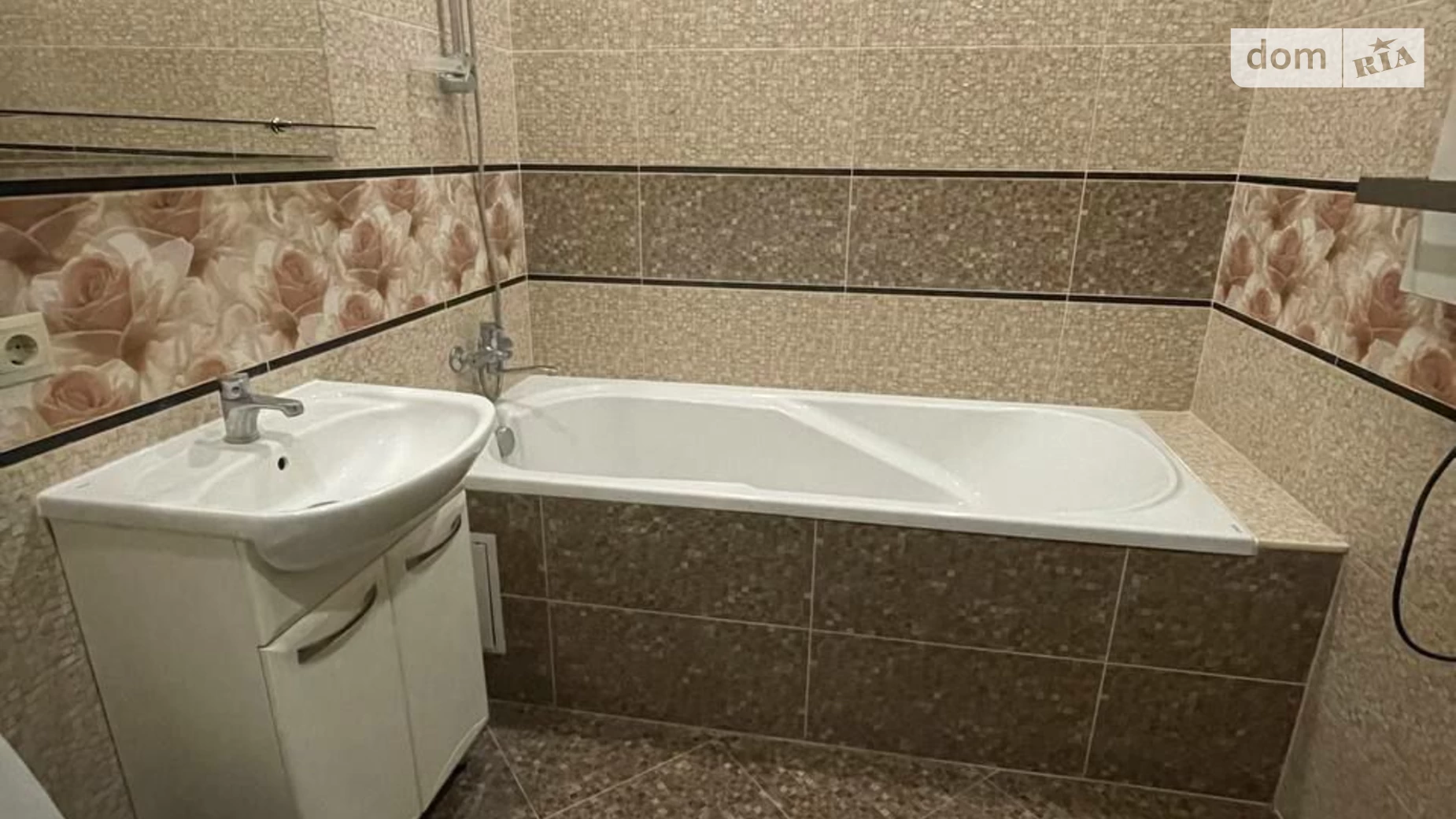 Сдается в аренду 1-комнатная квартира 41 кв. м в Ровно, ул. Черновола Вячеслава, 91П - фото 2