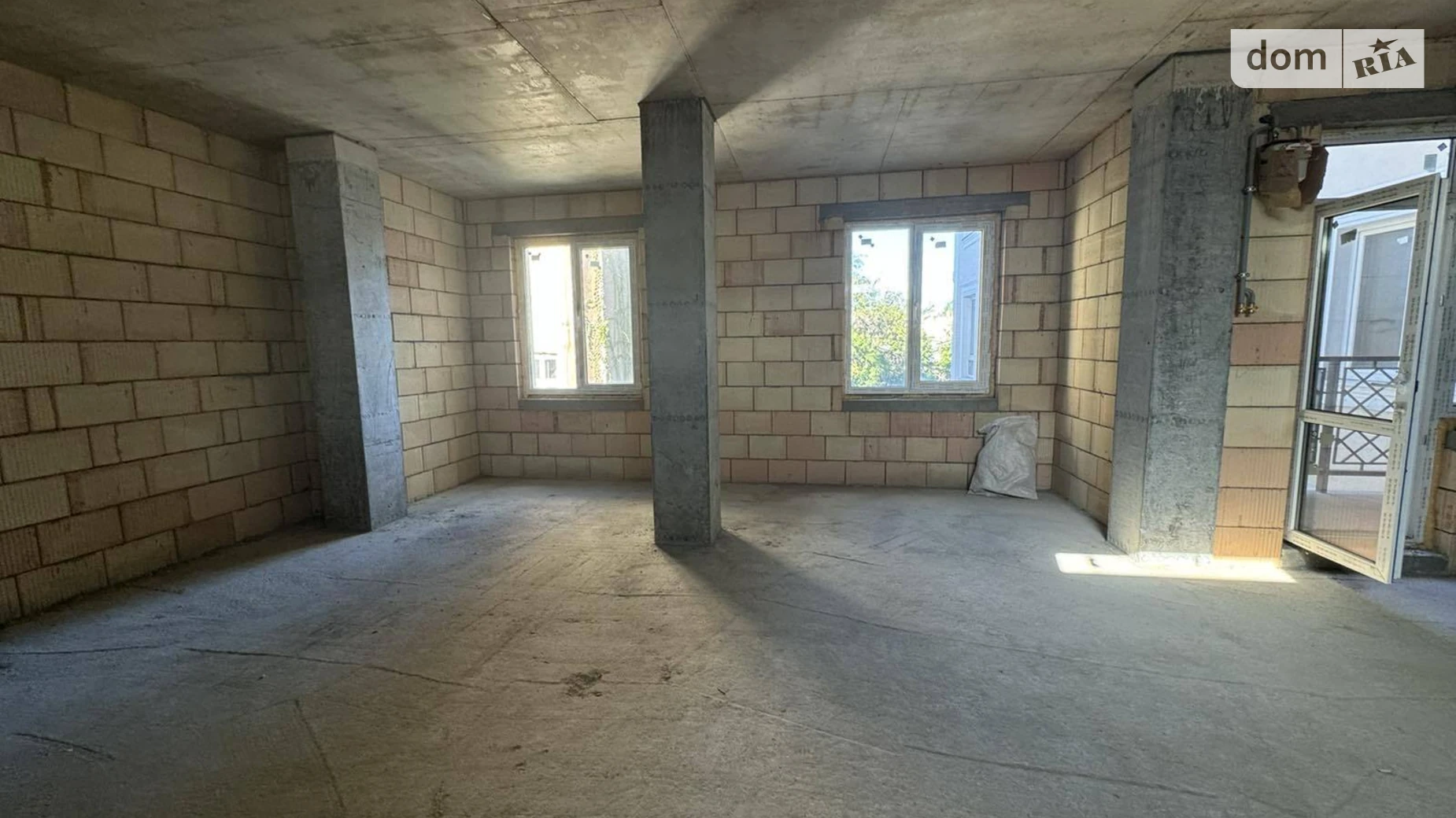 Продается 2-комнатная квартира 68.5 кв. м в Одессе, ул. Новосельского, 11 - фото 2