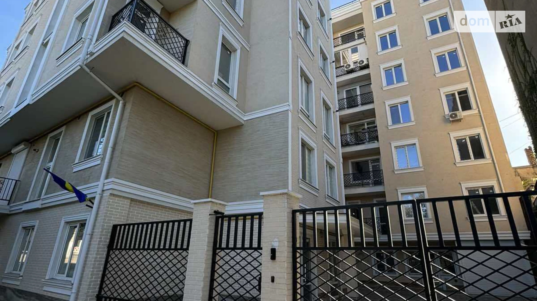 Продается 2-комнатная квартира 68.5 кв. м в Одессе, ул. Новосельского, 11 - фото 3