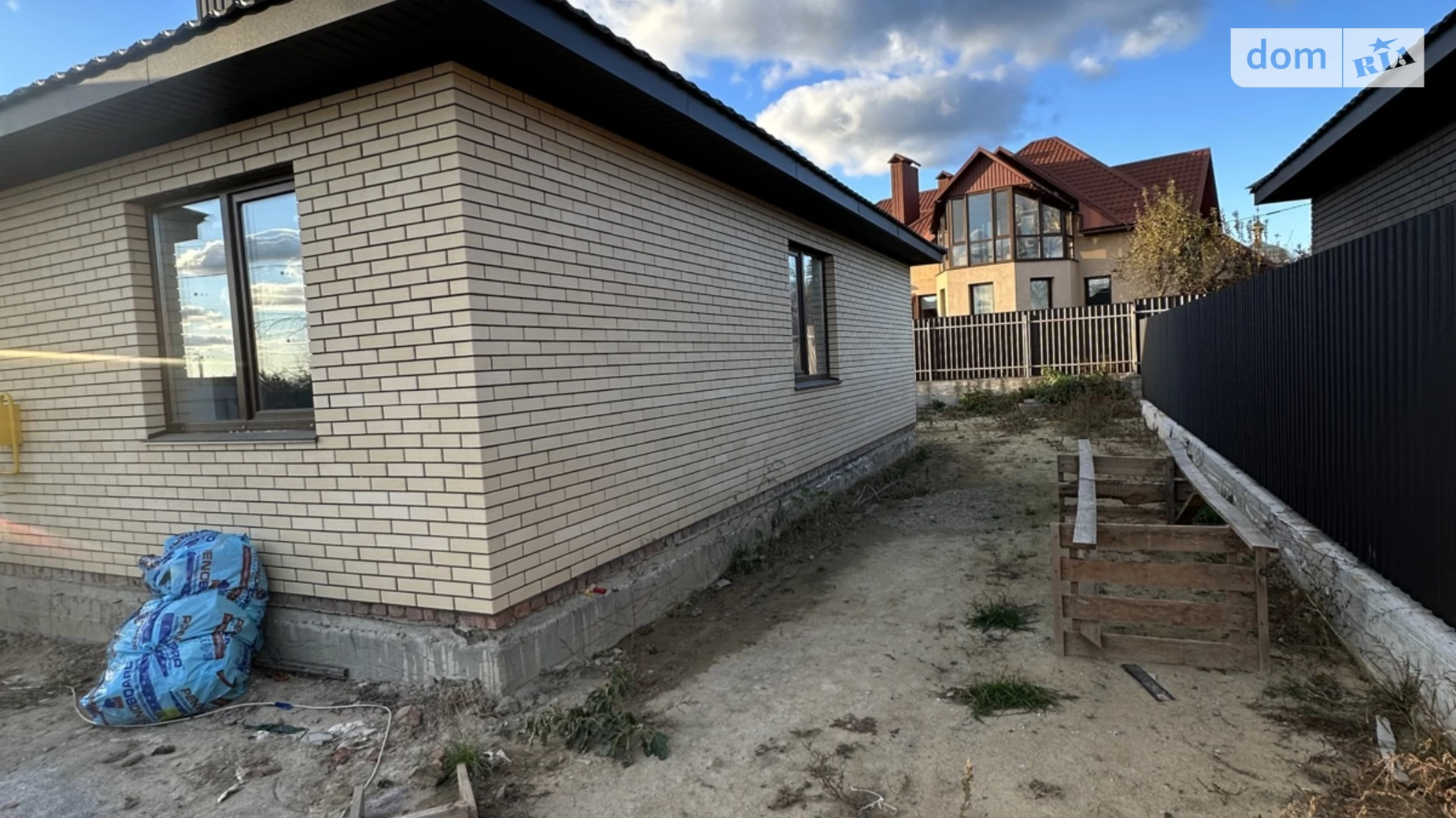 Продається одноповерховий будинок 100 кв. м з каміном, цена: 80999 $ - фото 3